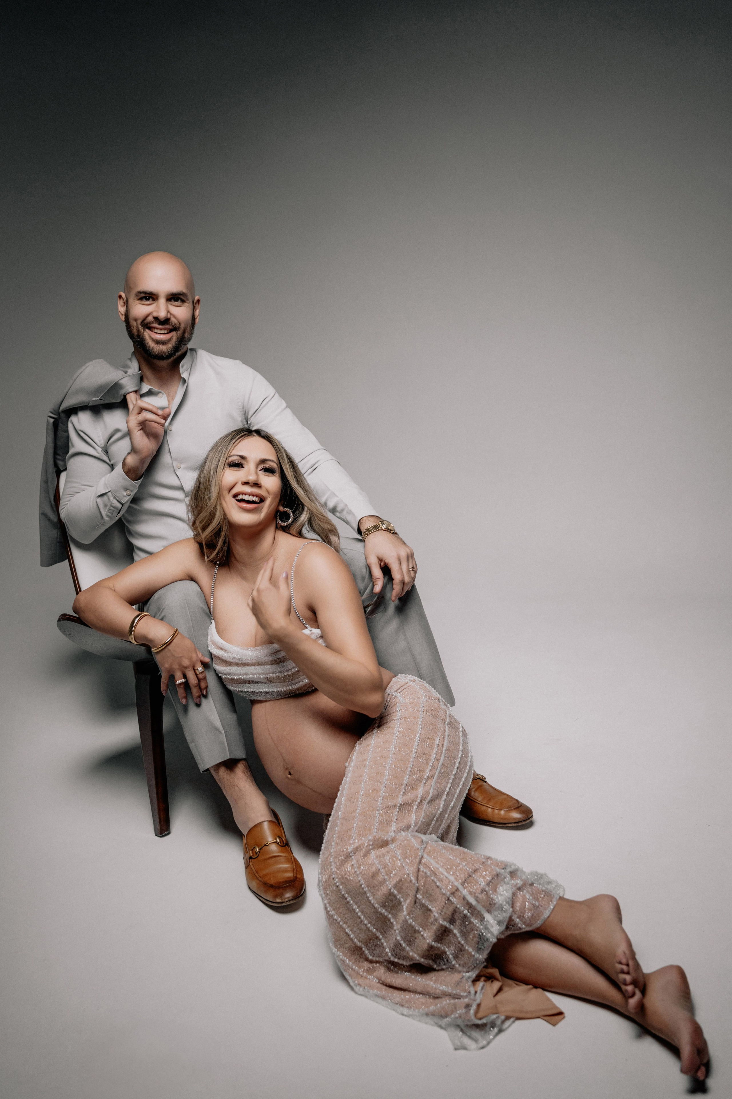 Vivian&Jose. Maternity in studio. Wedding and family photographer and videographer PA, NJ, NY, DE, MD