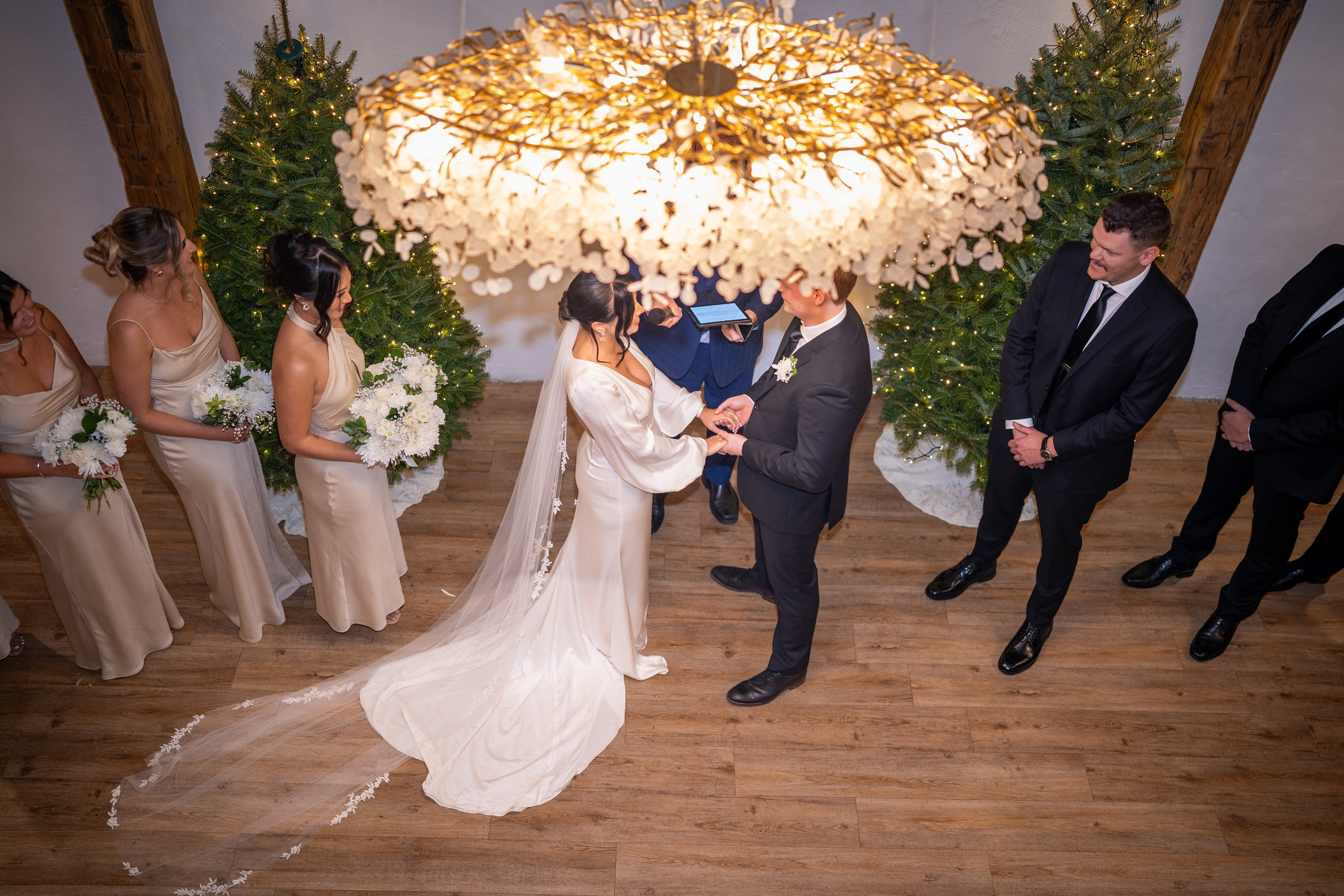 Weddings & Engagements. Wedding and event photographer in guelph ontario canada Jessica Giovanni