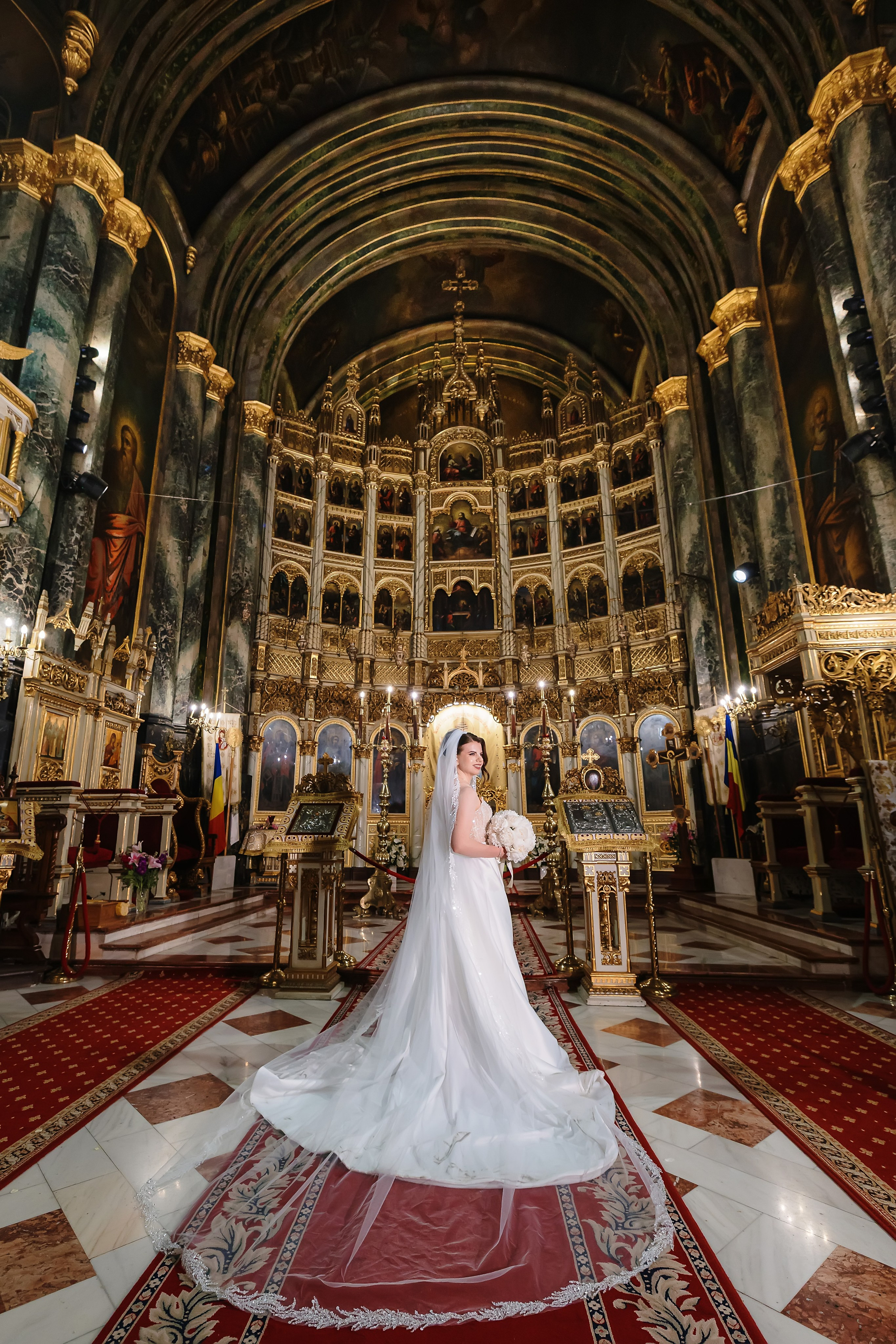 Roxana & Adrian. Romeo Dimache — Wedding photographer in Romania