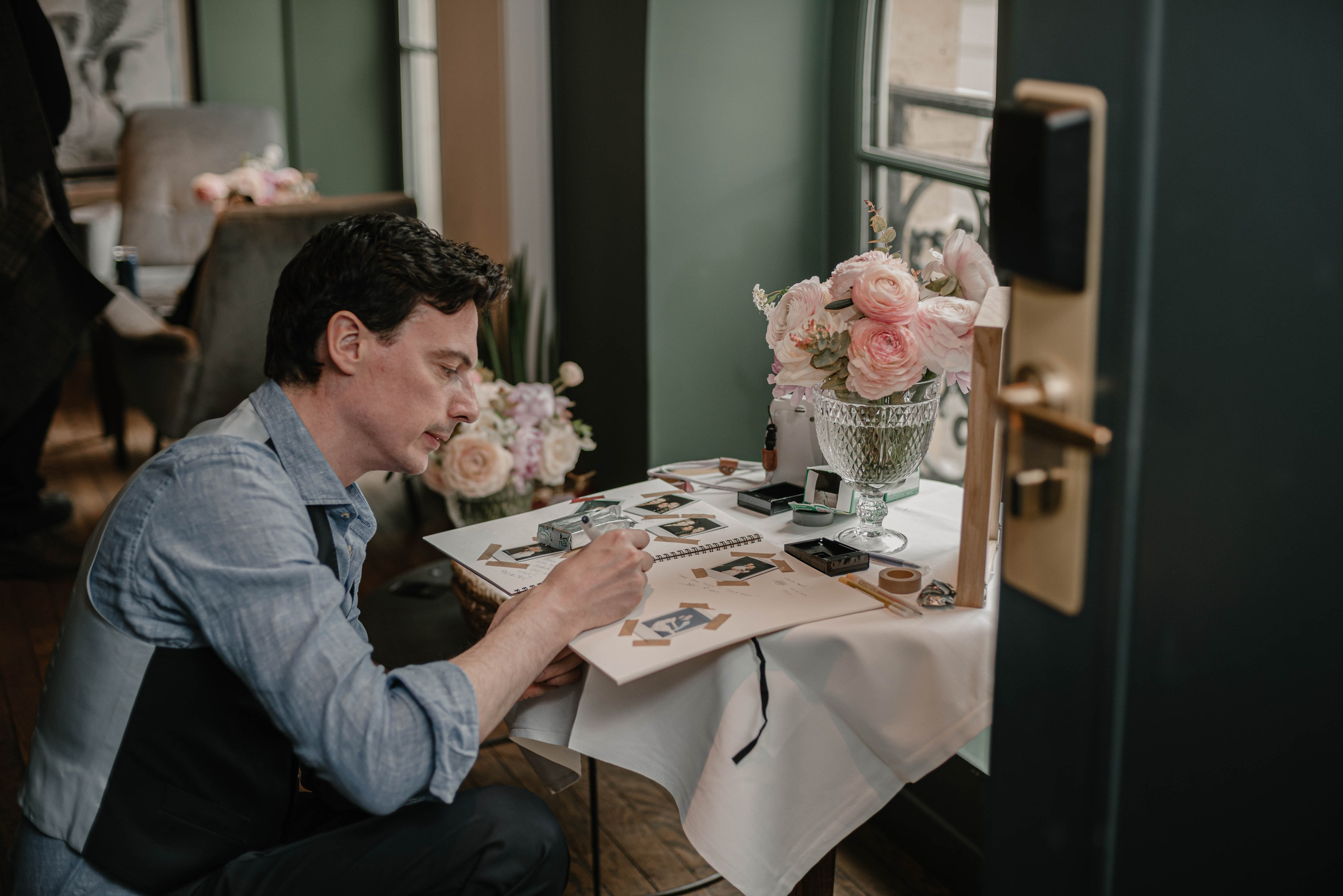 Камерная свадьба в Марэ, Париж | Ksenia Marchand. Ksenia Marchand/ Lifestyle photographer in Paris