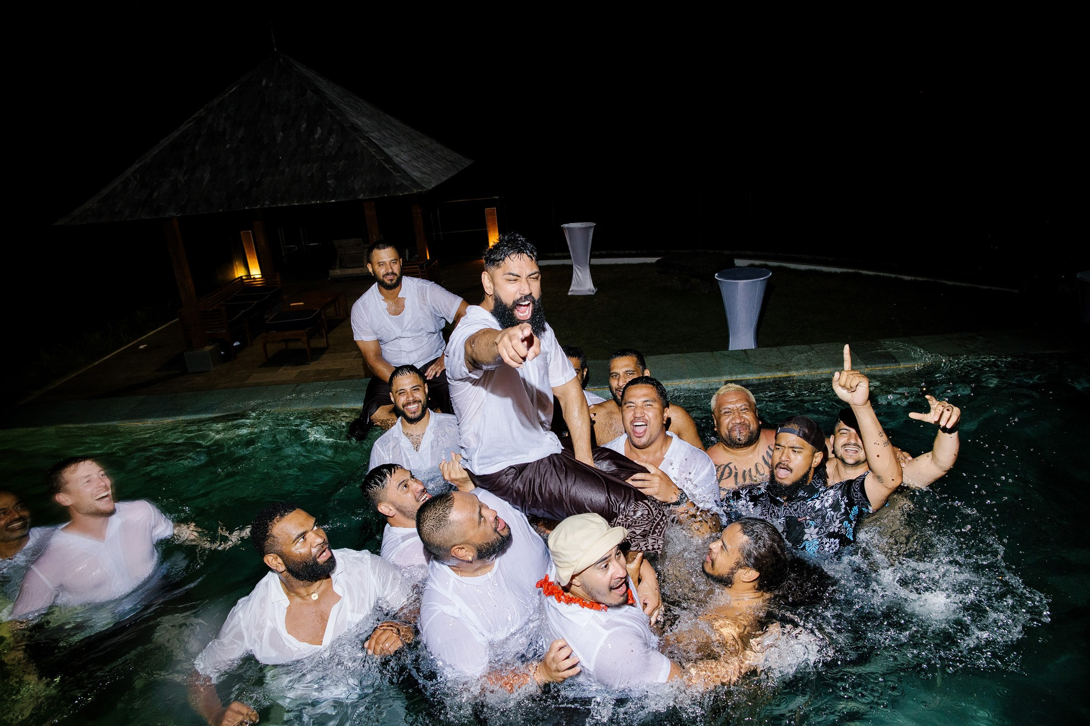 Big funny wedding with guests in paradise Bali island. Get.it.feel — Aesthetic Photography and Videography