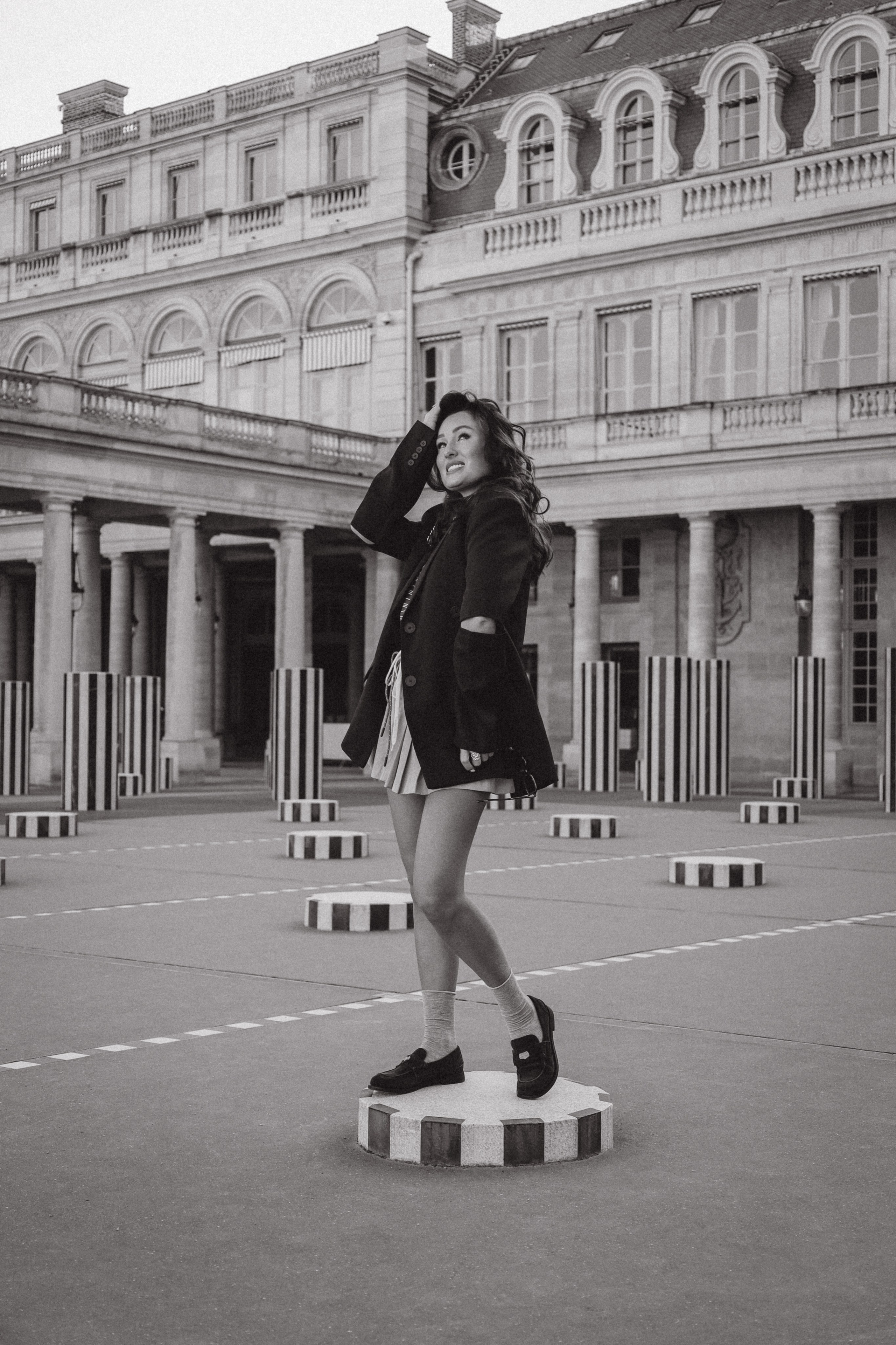 Street Style Photoshoot of Ekaterina in Paris | Vlada Photo Art. Photographer in Paris: Vlada PhotoArt