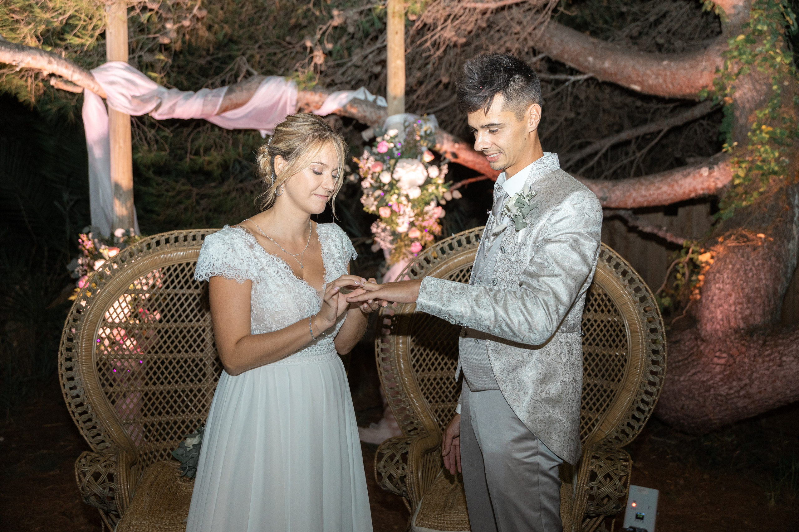 Julie & Aurélien. Wedding-Family photographer, South of France–Paris, Valentina Acrement