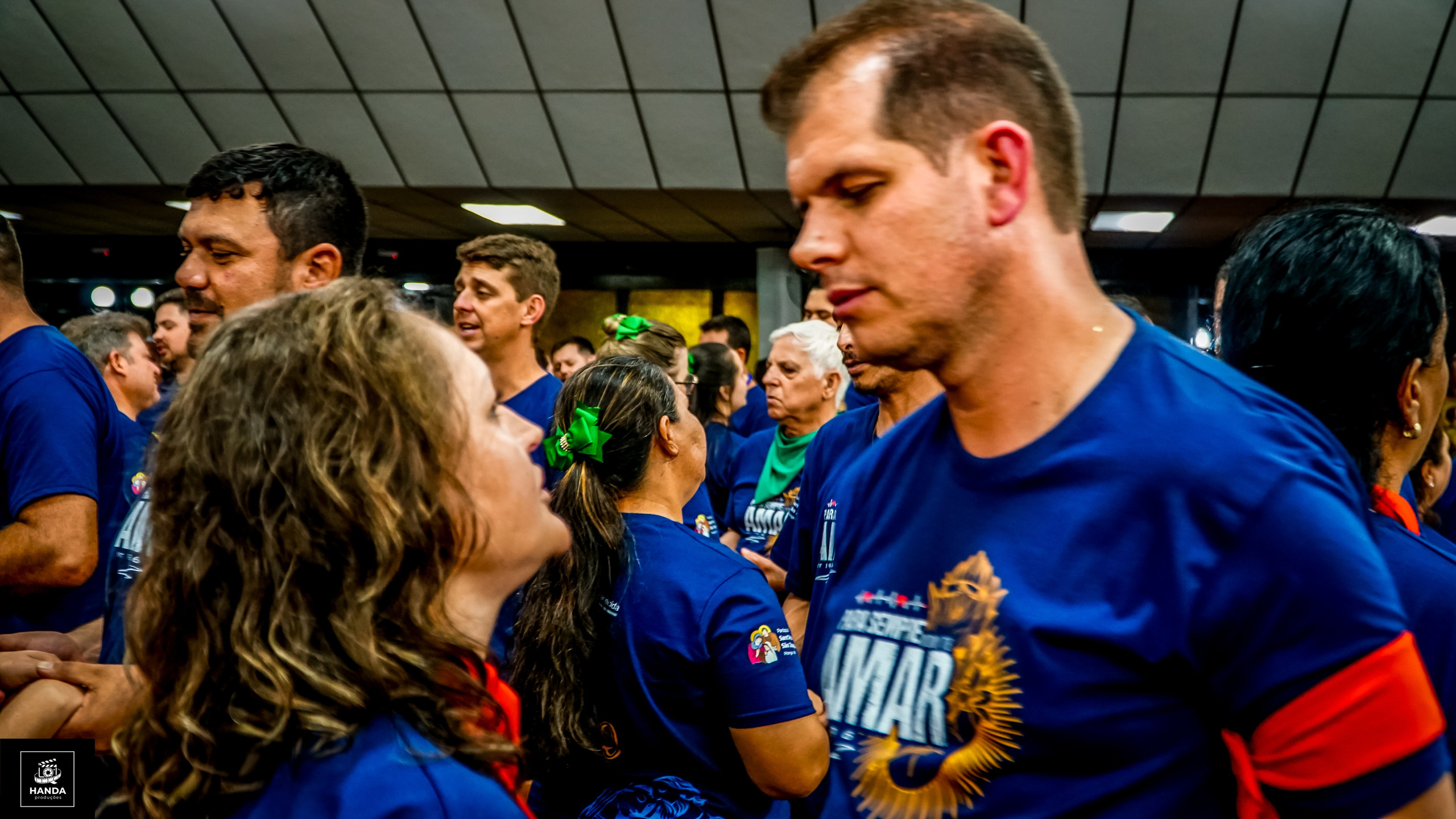 Acampamento Casais. Handa Produções