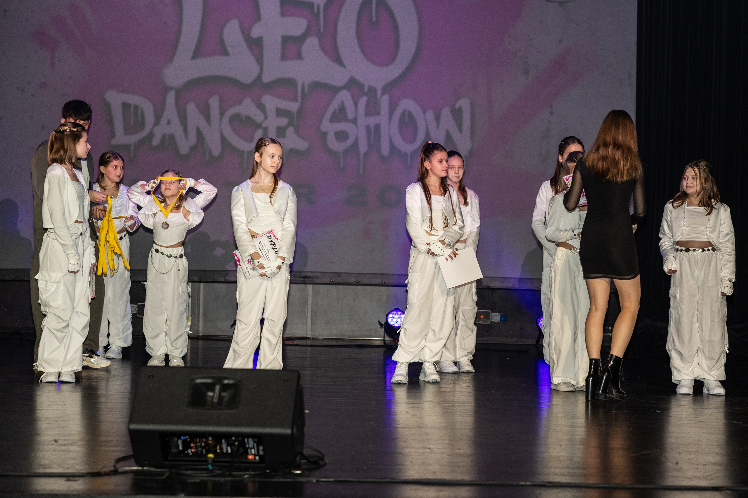 LEO DANCE SHOW WINTER 2025. Семейный и детский фотограф в Варшаве Мила Бобровская