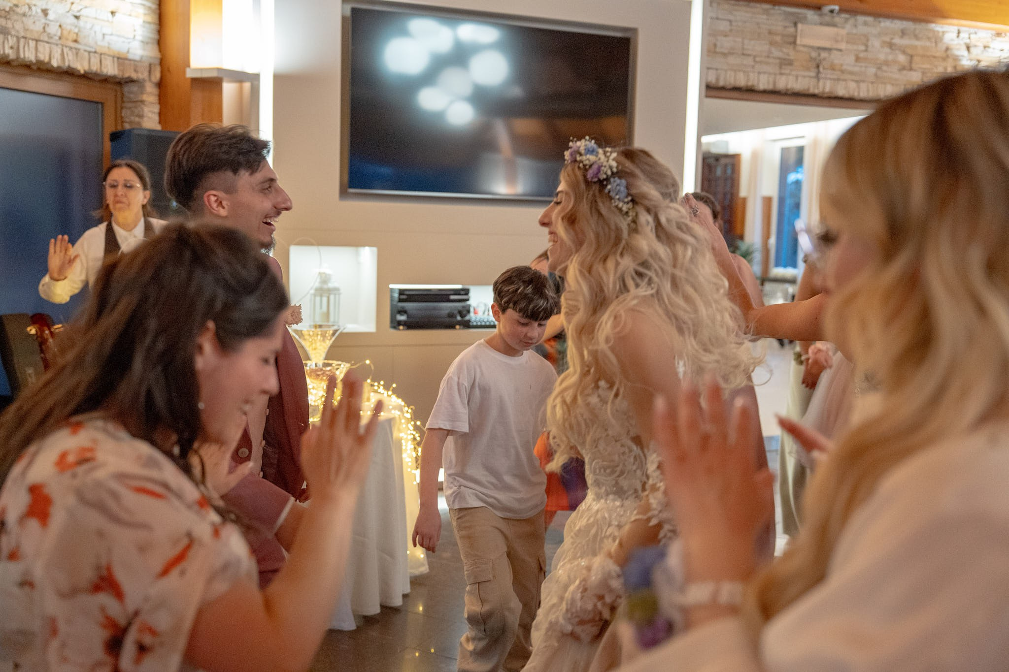 Angelo & Claudia. Fotografo matrimonio Lago di Como Ferrari Media Production