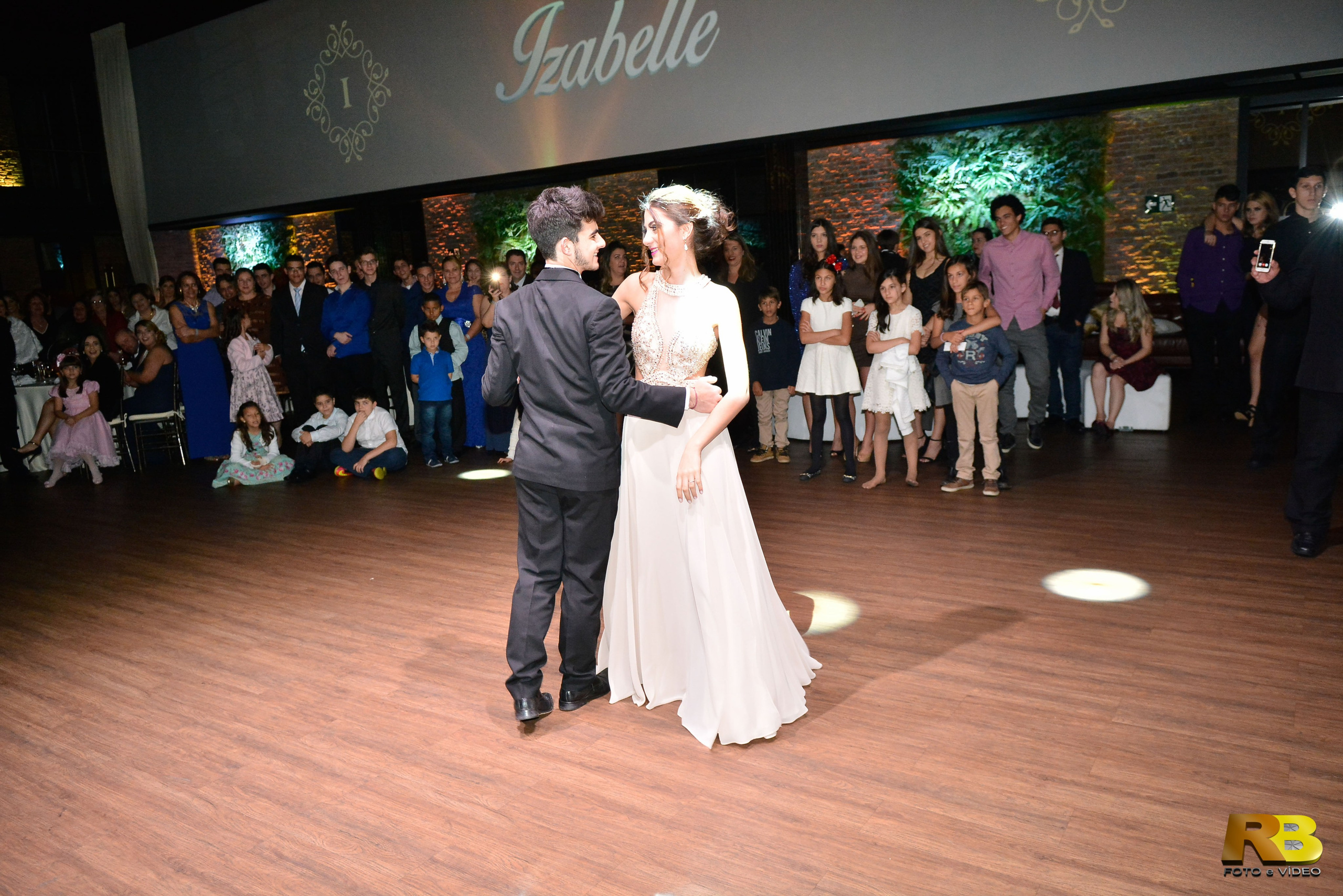15 Anos Izabelle. Rbfotoevideo