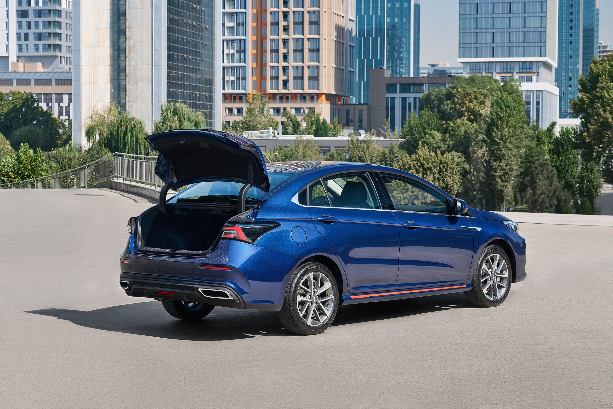 Chery Arrizo 6 Pro. Carnay