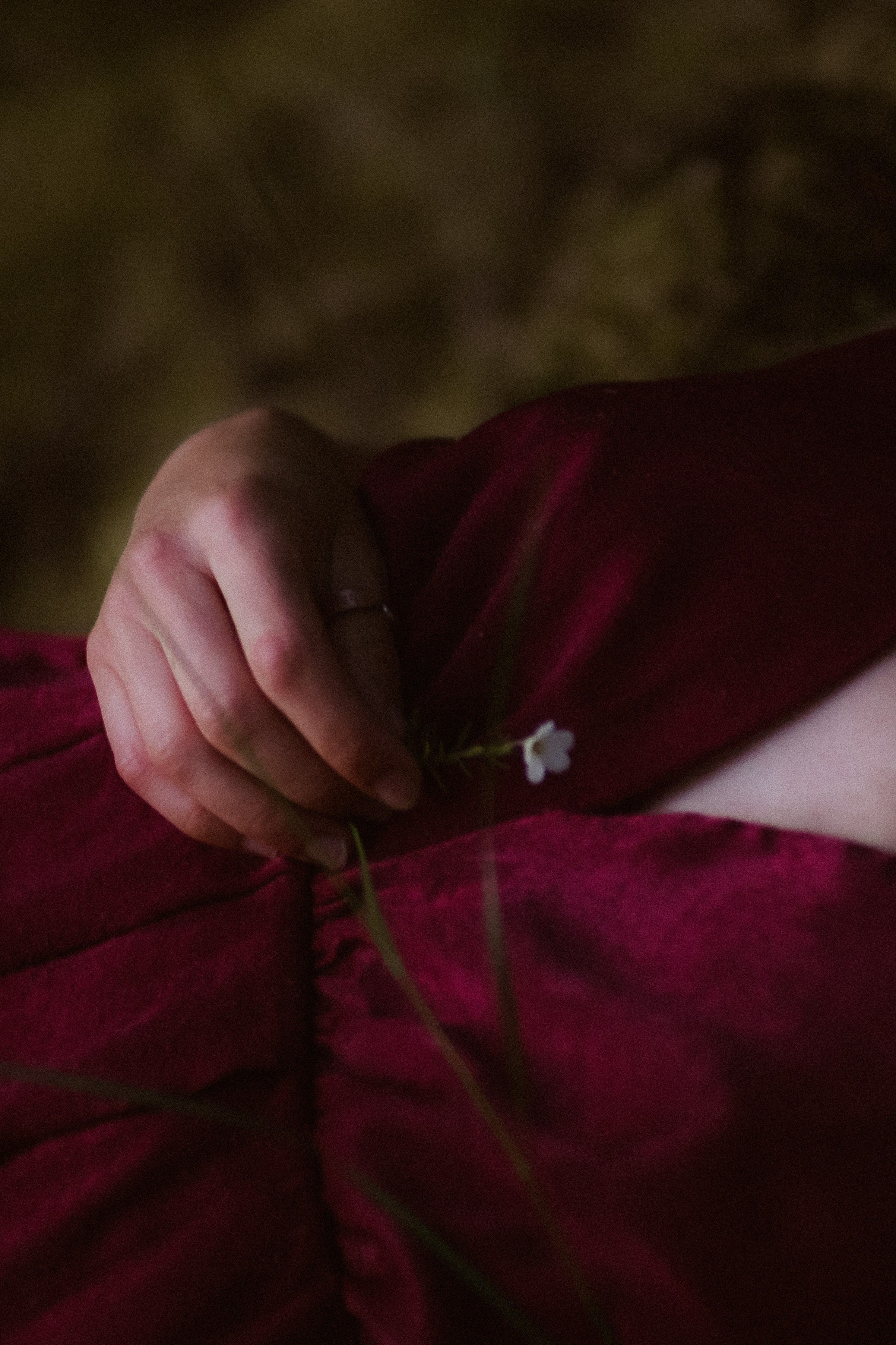 The woman who goes under — Elsa | Intimate Photography