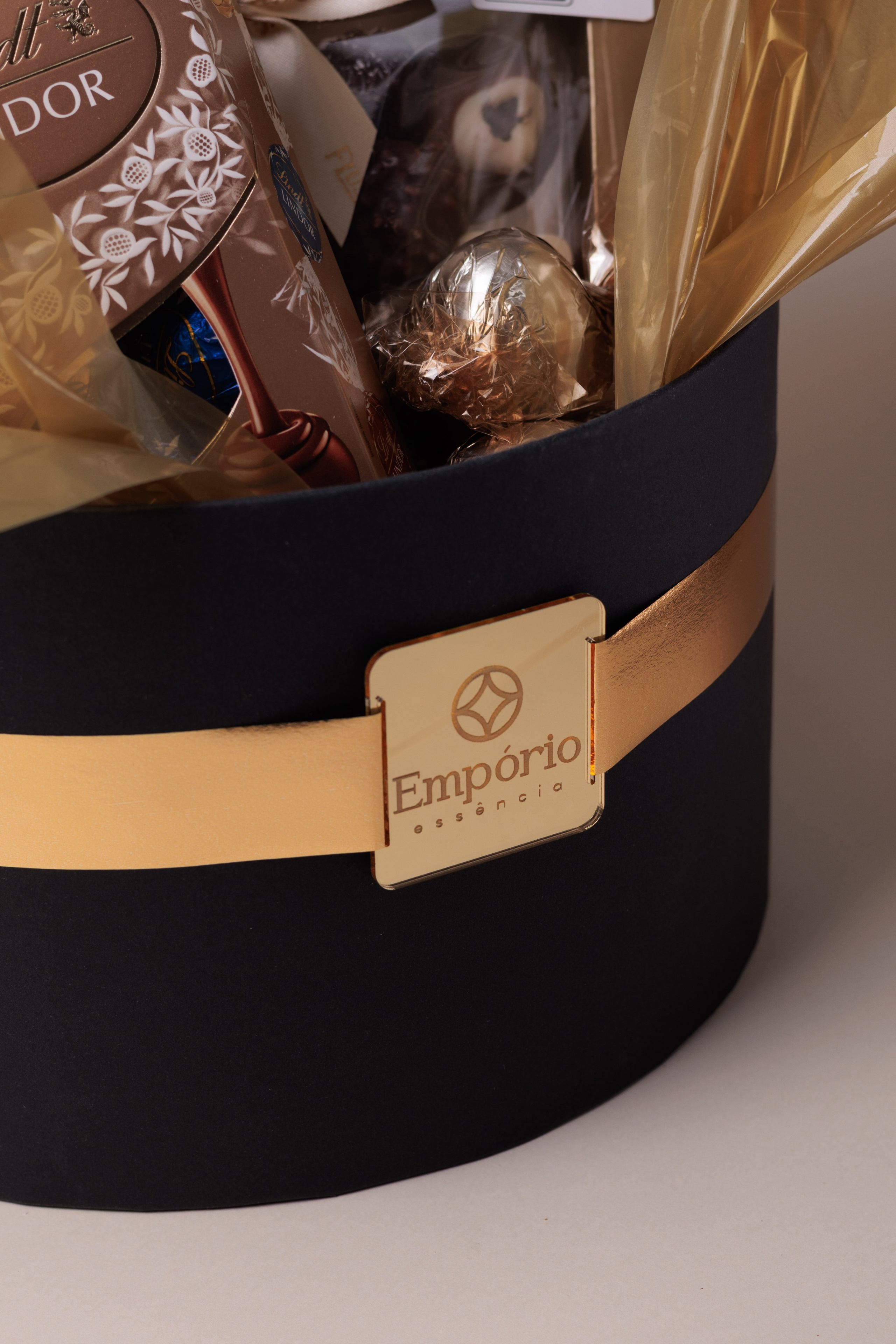 Fotografia Publicitária de Cesta Presente Premium | Encanto & Arte. Luan Hobold Fotografia