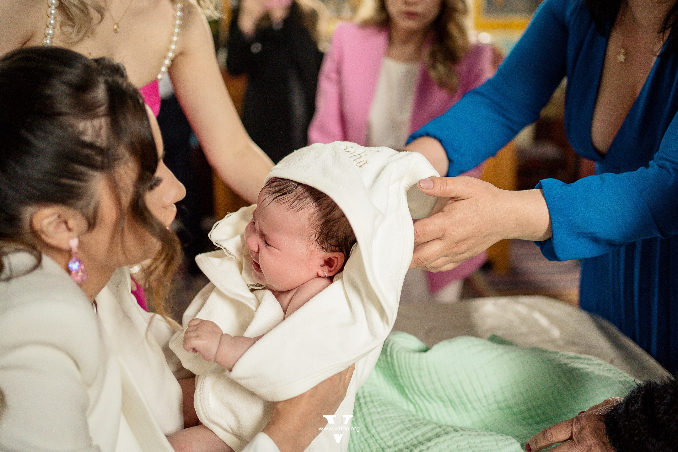 Fotografie de botez. Cosmin Virlan - Fotograf de eveniment din Târgoviște