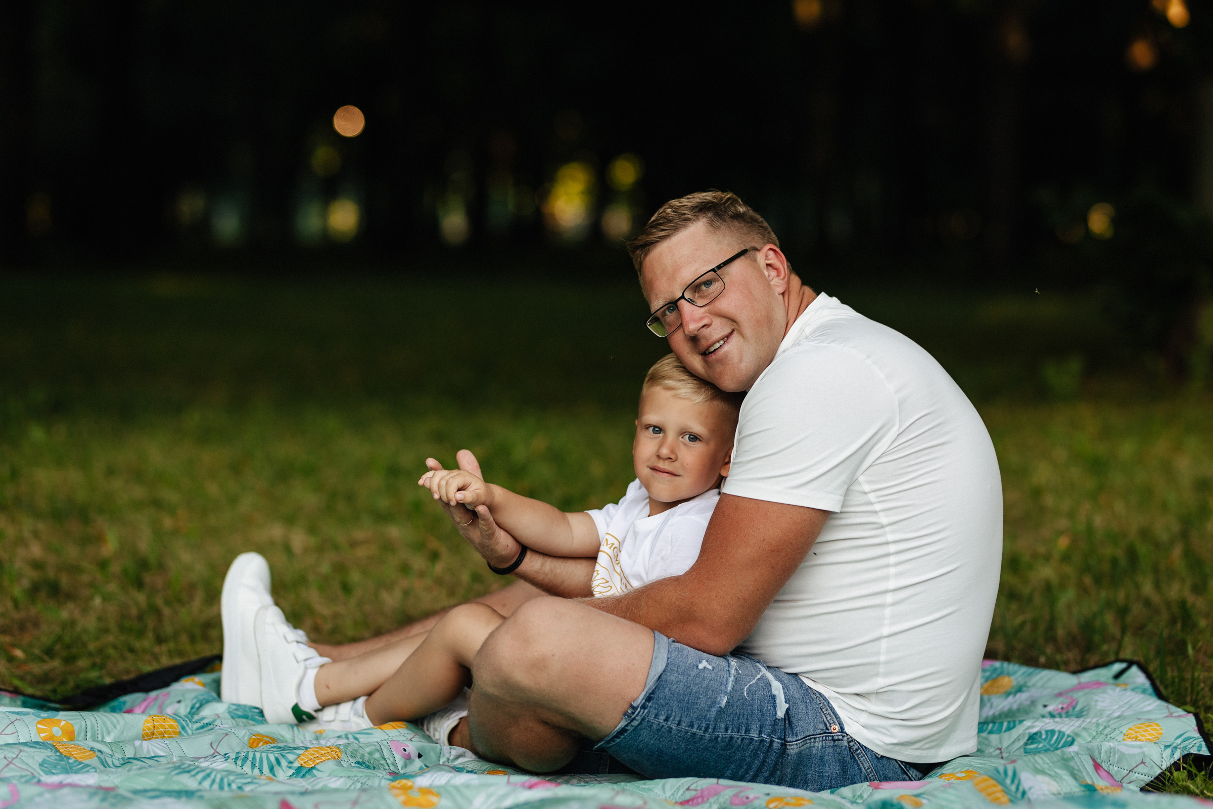 Fotografas Marijampolėje. Šeimos fotosesija Pašešupio parke