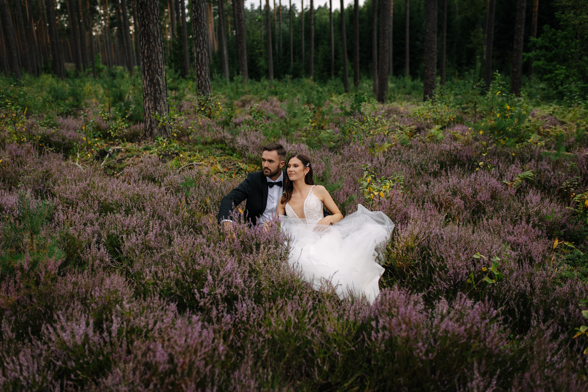 Vestuvinė fotosesija Paežerių dvare ir Kazlų Rūdos miškuose
