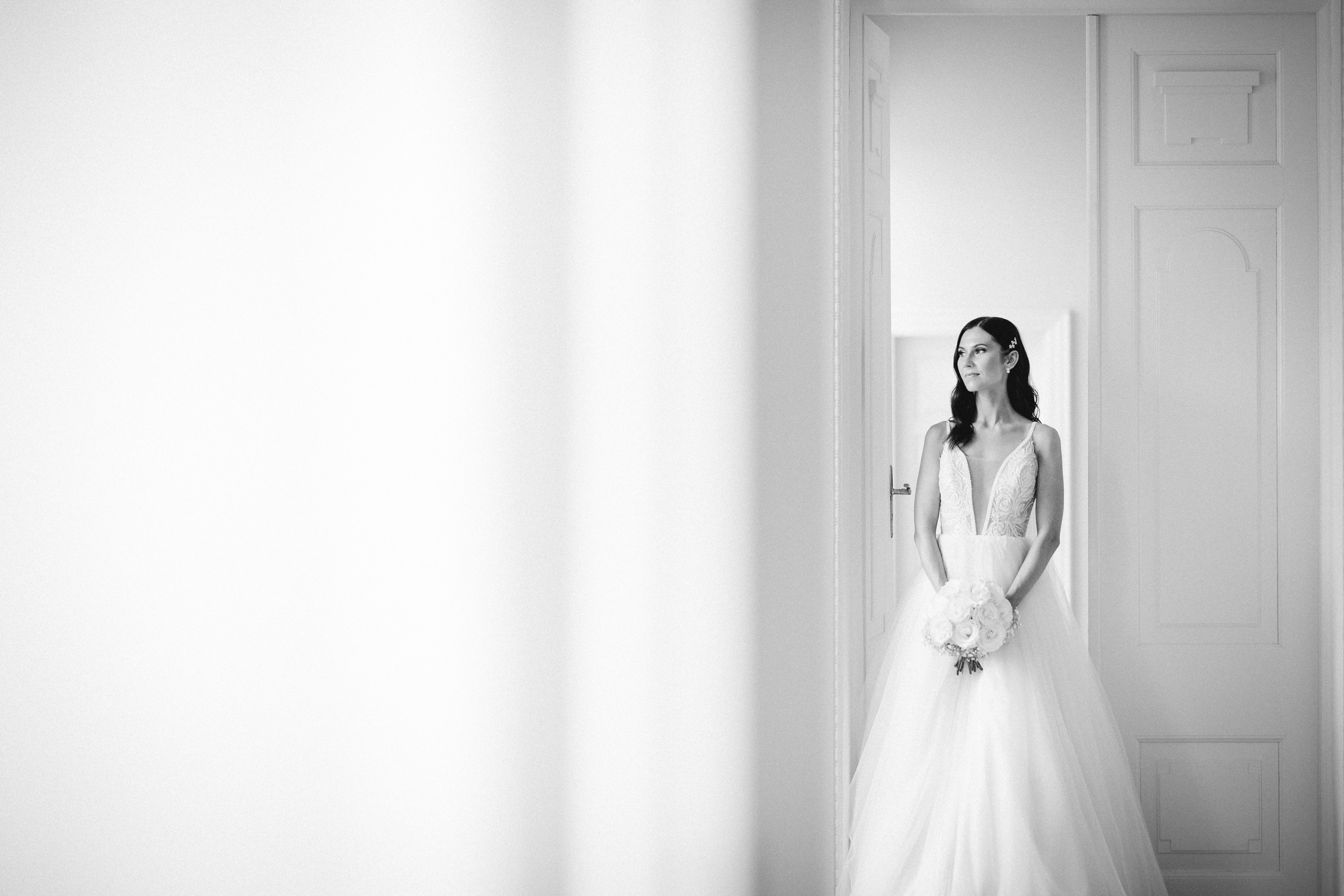 Vestuvinė fotosesija Paežerių dvare ir Kazlų Rūdos miškuose