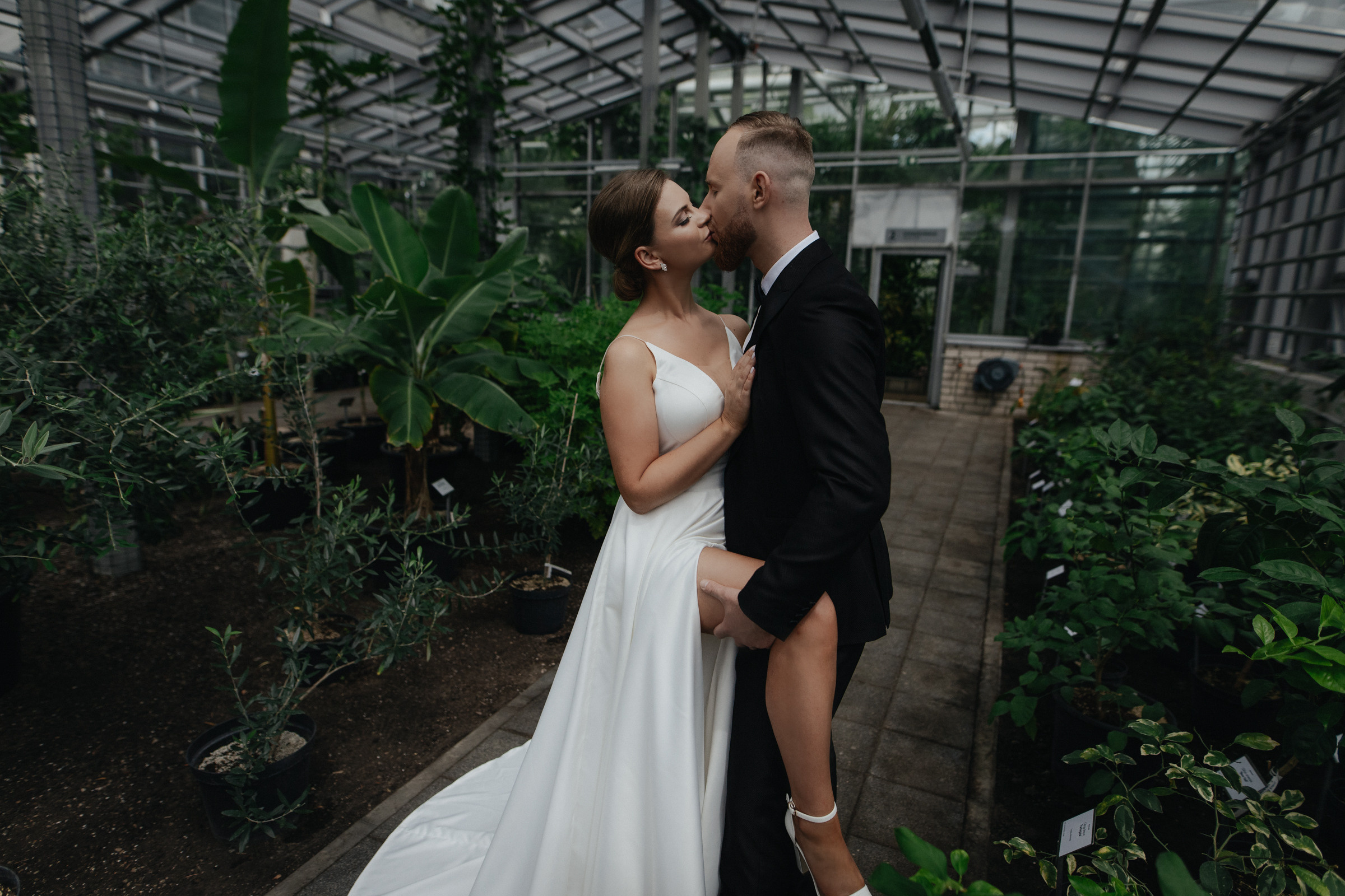 Vestuvinė fotosesija Raudondvario dvare ir Botanikos sode