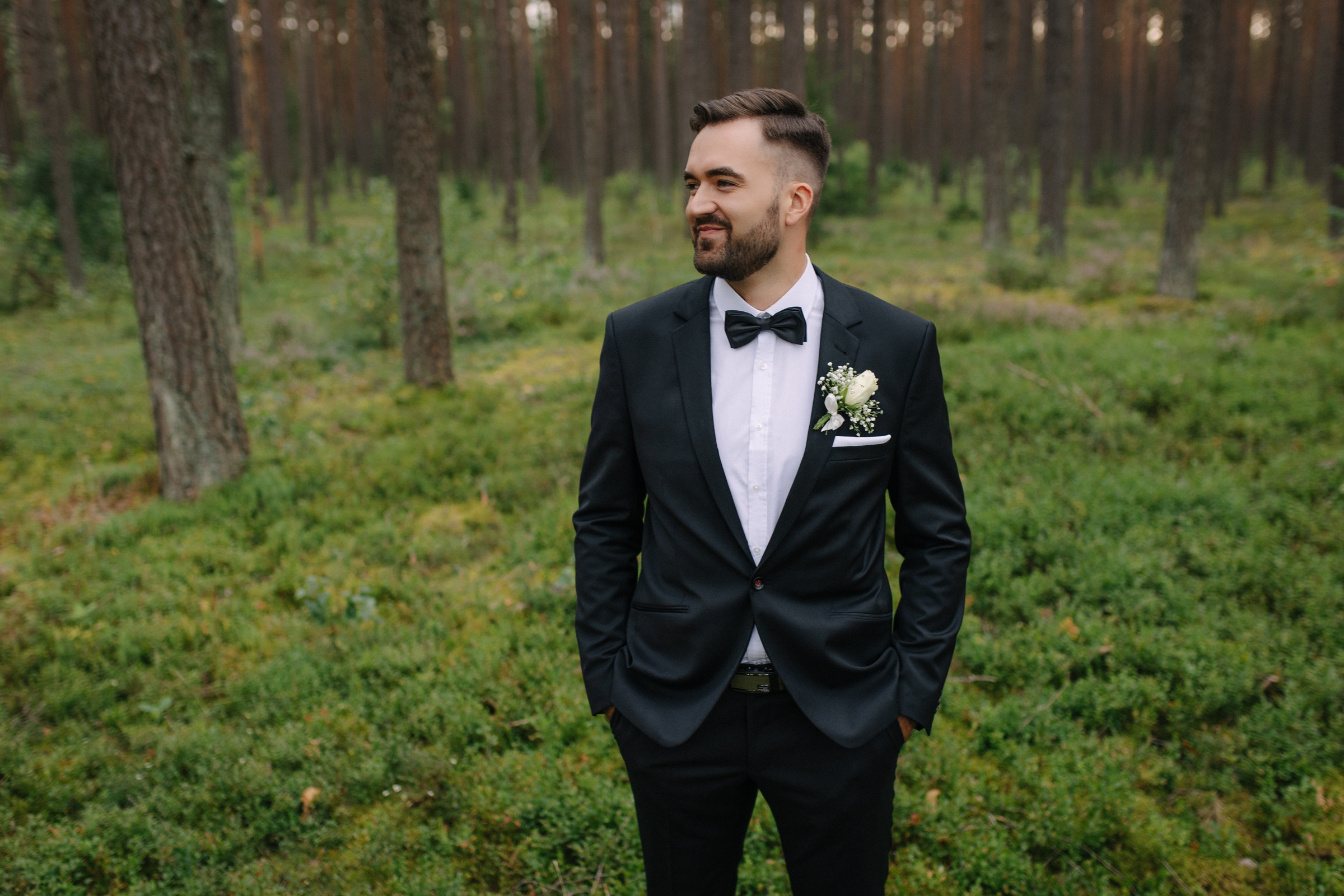 Vestuvinė fotosesija Paežerių dvare ir Kazlų Rūdos miškuose