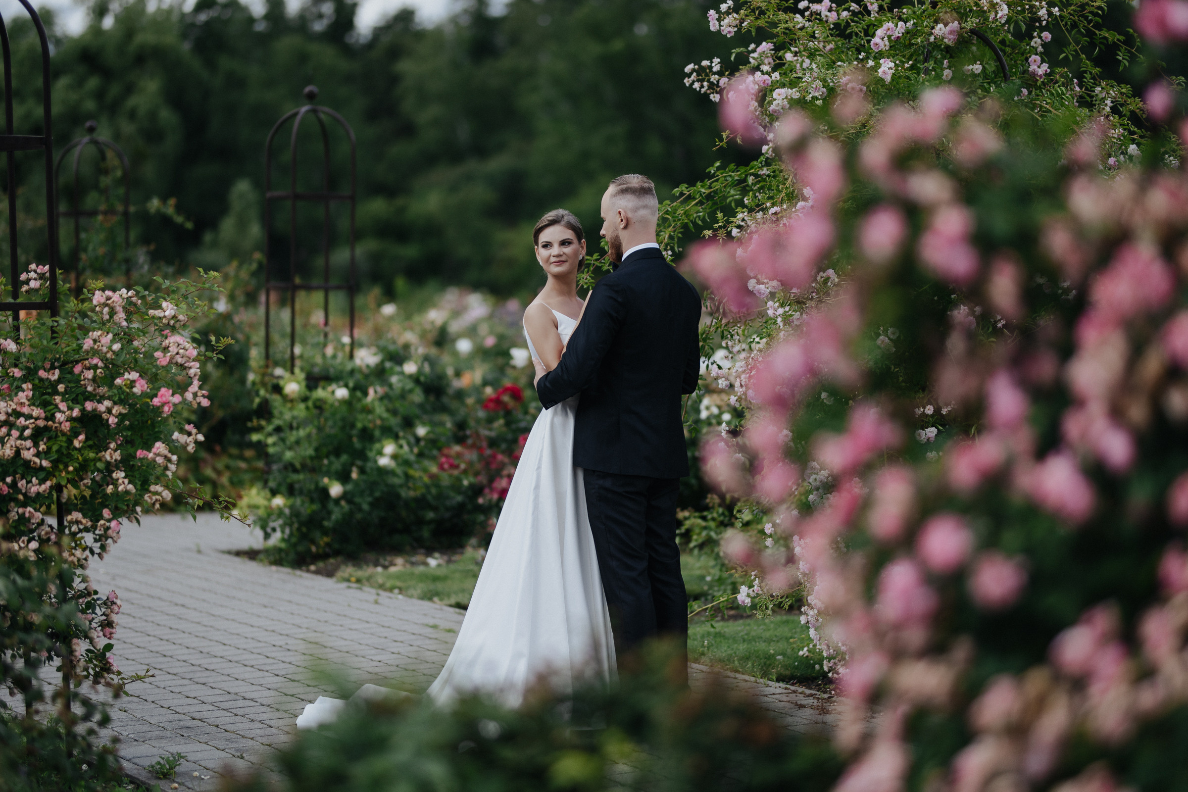 Vestuvinė fotosesija Raudondvario dvare ir Botanikos sode