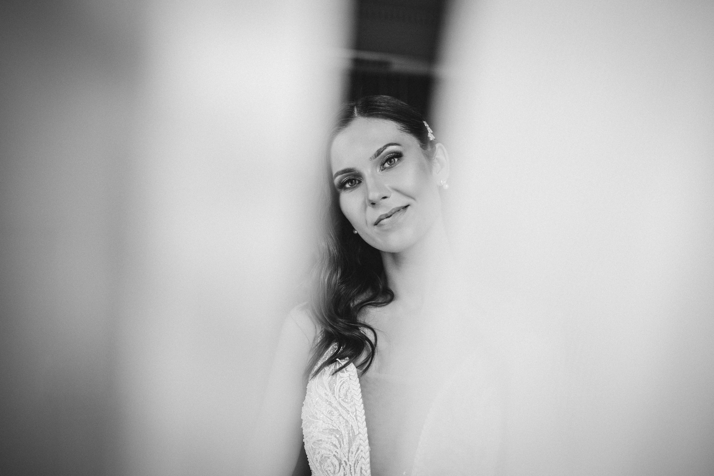 Vestuvinė fotosesija Paežerių dvare ir Kazlų Rūdos miškuose