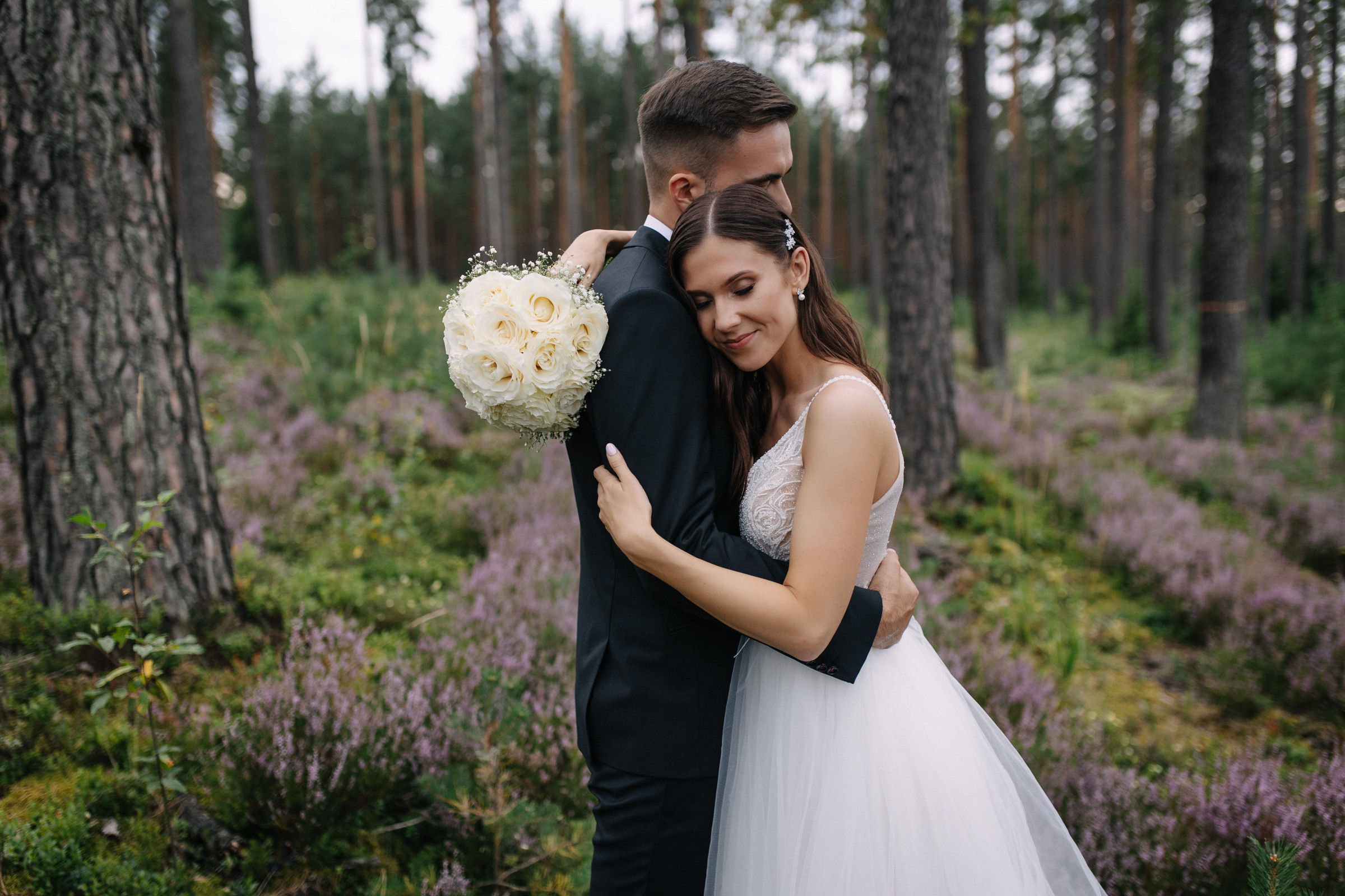 Vestuvinė fotosesija Paežerių dvare ir Kazlų Rūdos miškuose