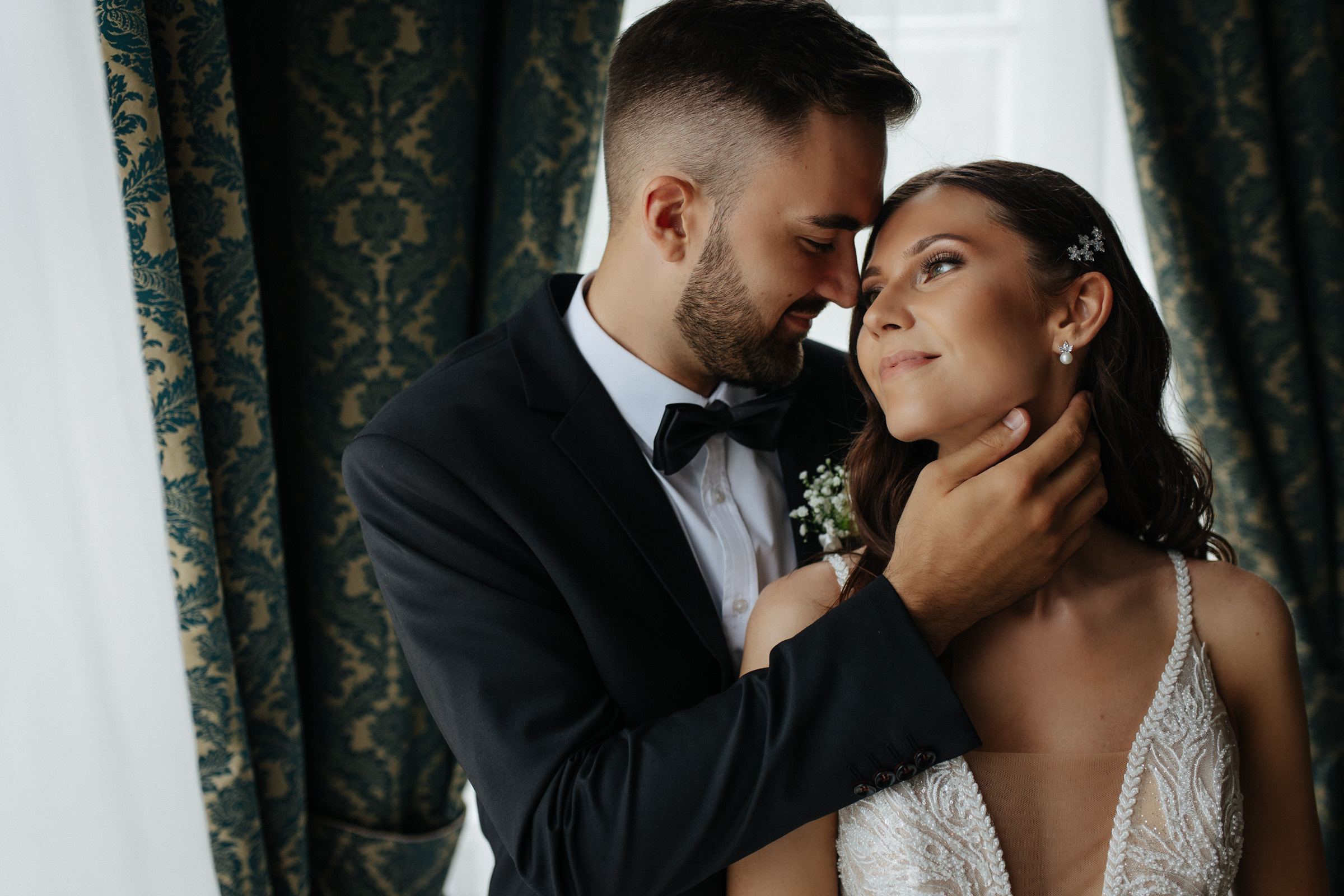 Vestuvinė fotosesija Paežerių dvare ir Kazlų Rūdos miškuose