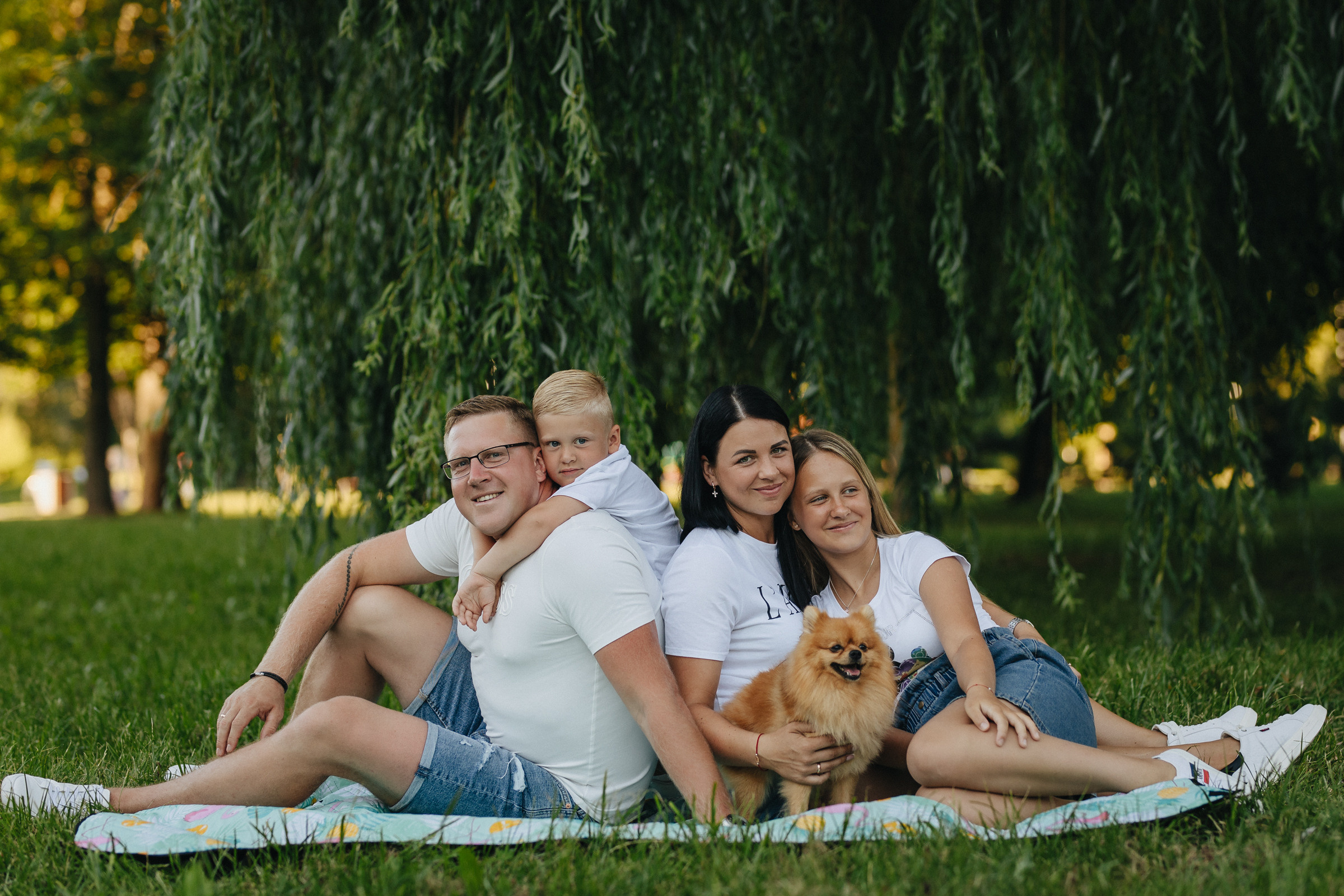 Fotografas Marijampolėje. Šeimos fotosesija Pašešupio parke