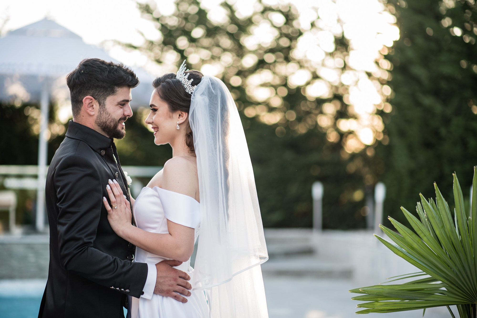 Daniela & Iuli. Acasă