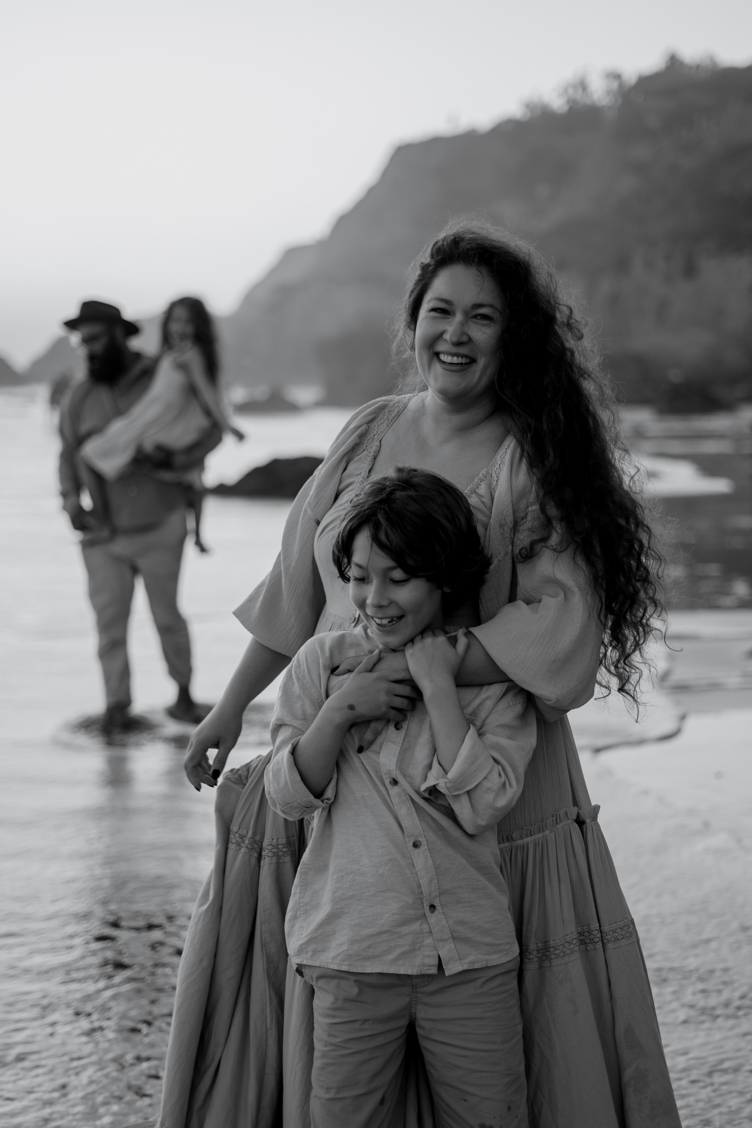 Family photoshoot. Orange County Wedding Photographer & Videographer | Candid & Timeless Wedding Photo + Video | Italiantsev