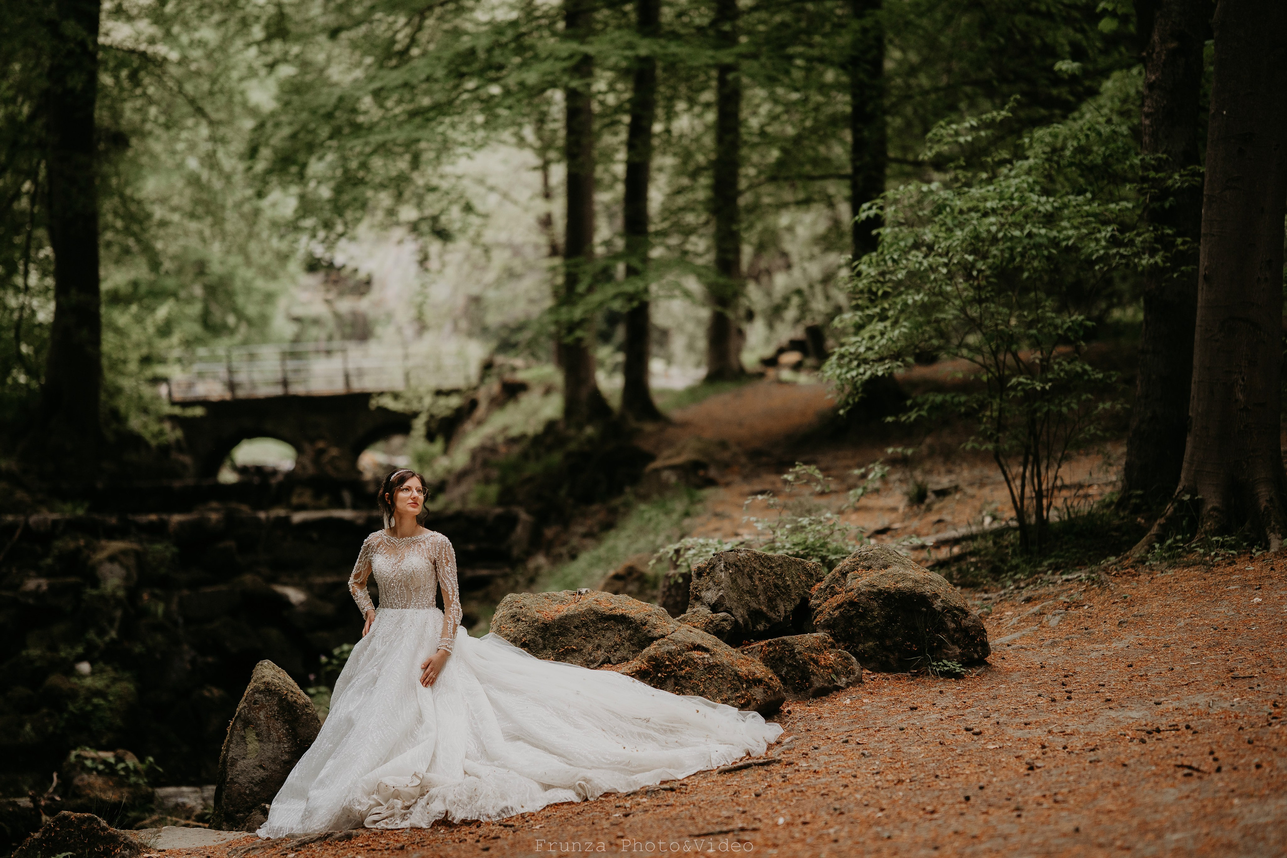 Diana & Cristian / Trash the dress. Foto / Video nunta Deva, Hunedoara