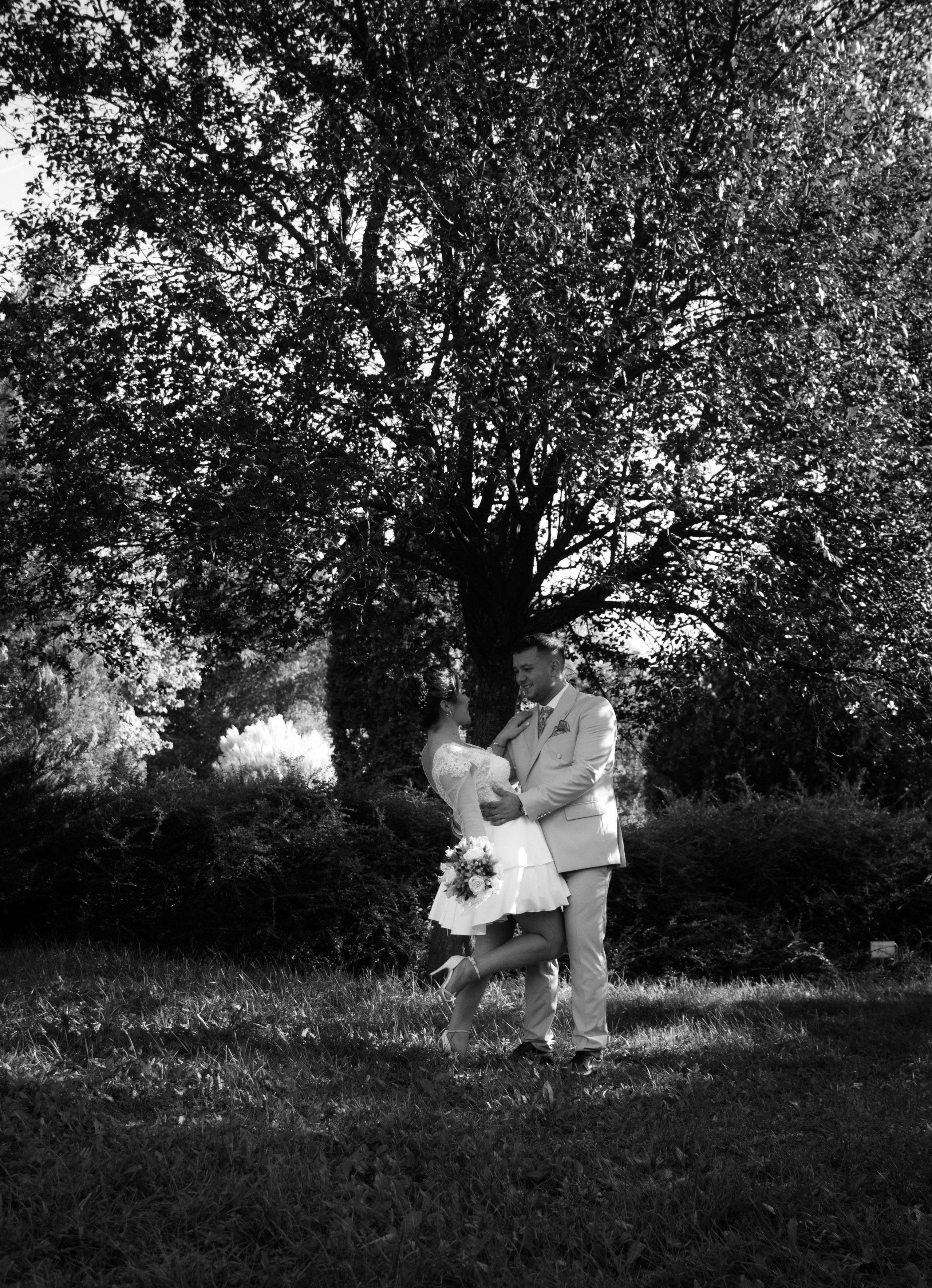 Ramona & Sebi. Fotograf si videograf — evenimente si studio