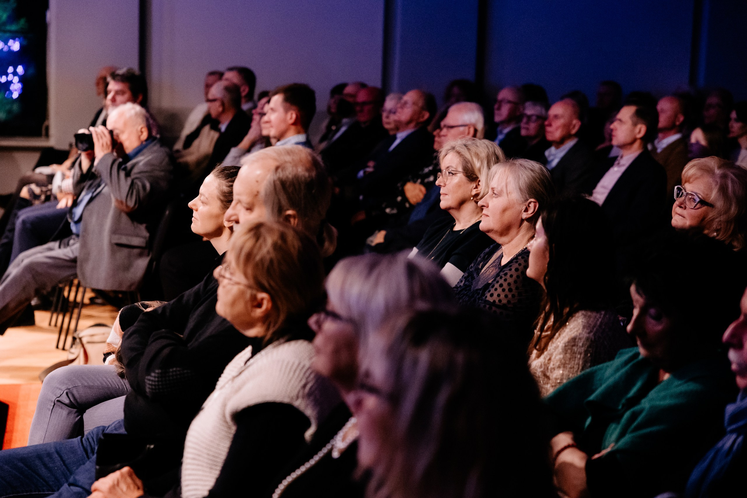 Opera Leśna. Fotograf Ślubny Warszawa - Sesje Biznesowe Rodzinne Eventy