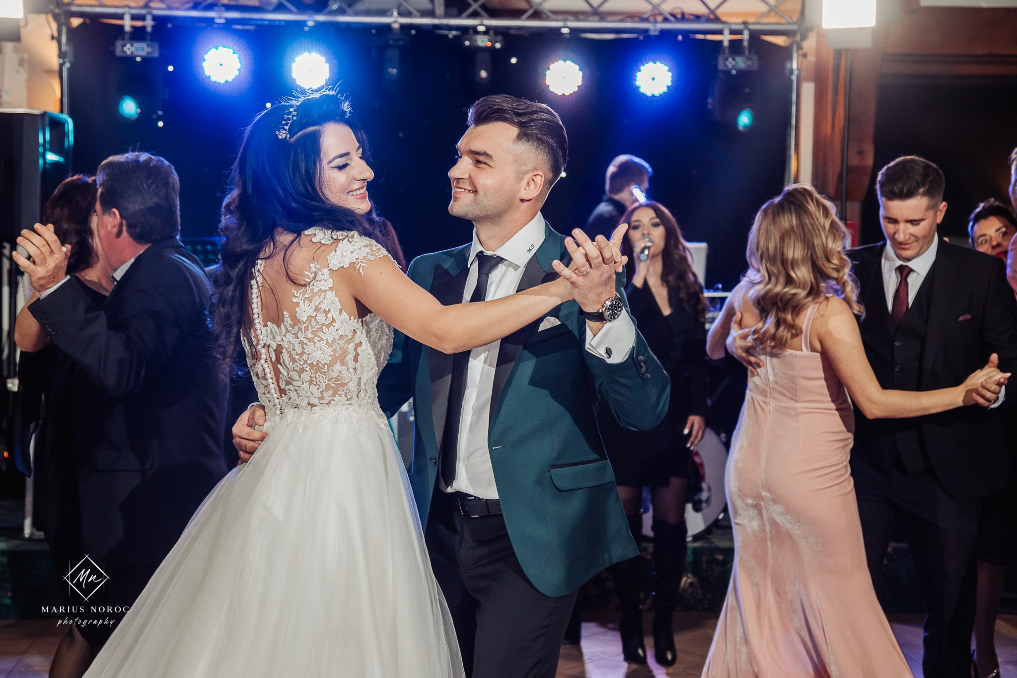 Elena & Petrisor | Hotel Restaurant La Castel Iasi