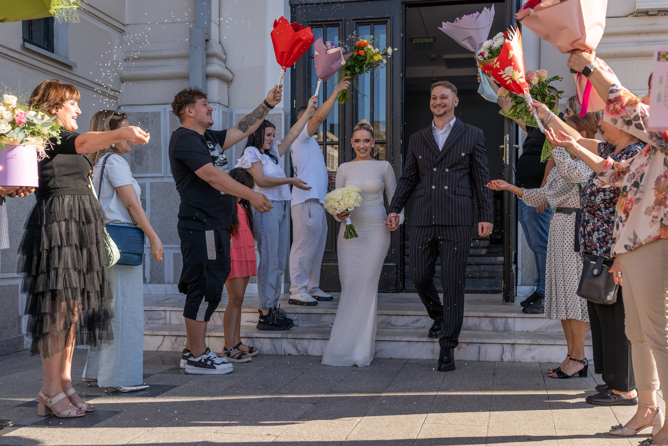 Cununia civilă a lui Tudor și Mădălina – eleganță, emoție și lumină. Event, portrait, and lifestyle photographer