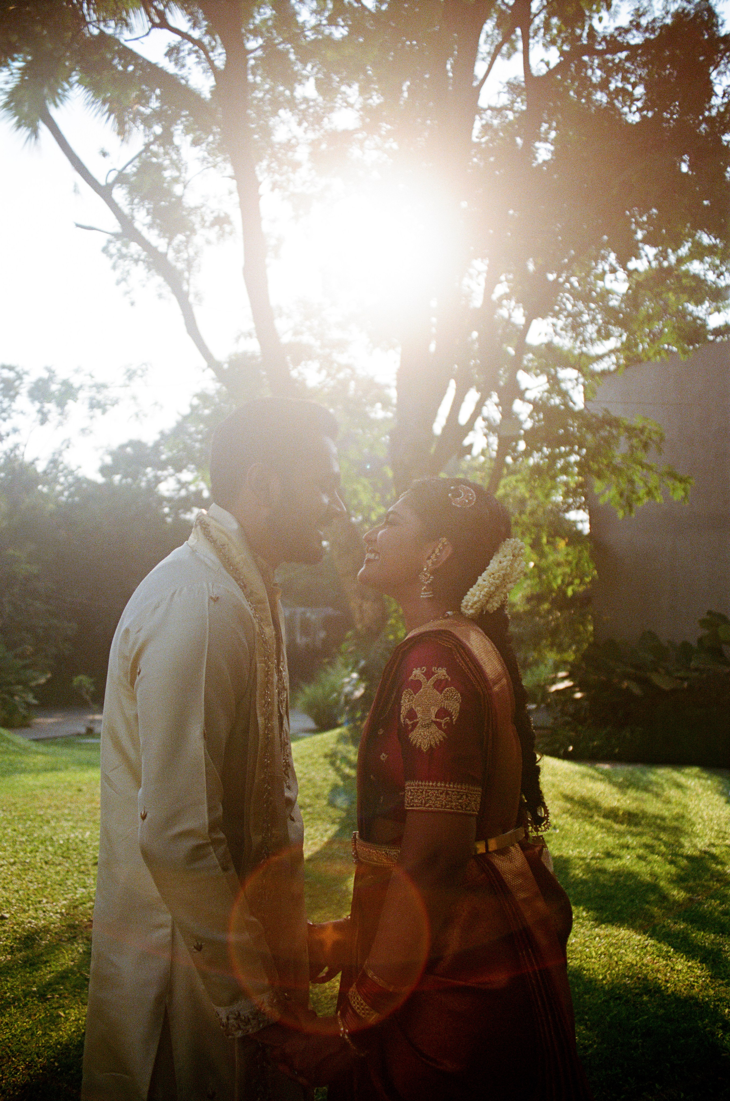 Wedding & Editorial Photographer | Anandshivadas