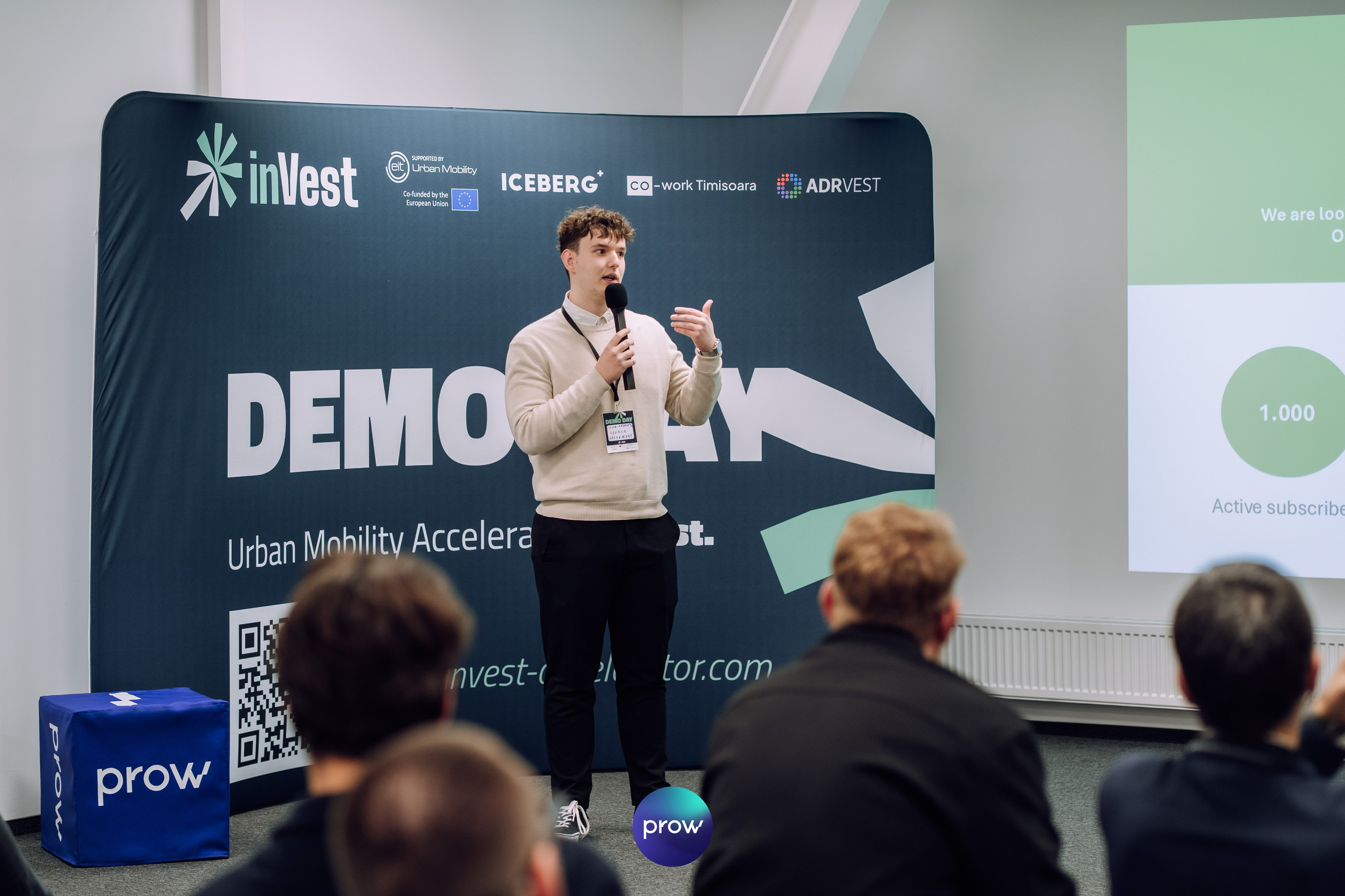 InVest DemoDay @ Cowork. Cozac Cristian Photographer