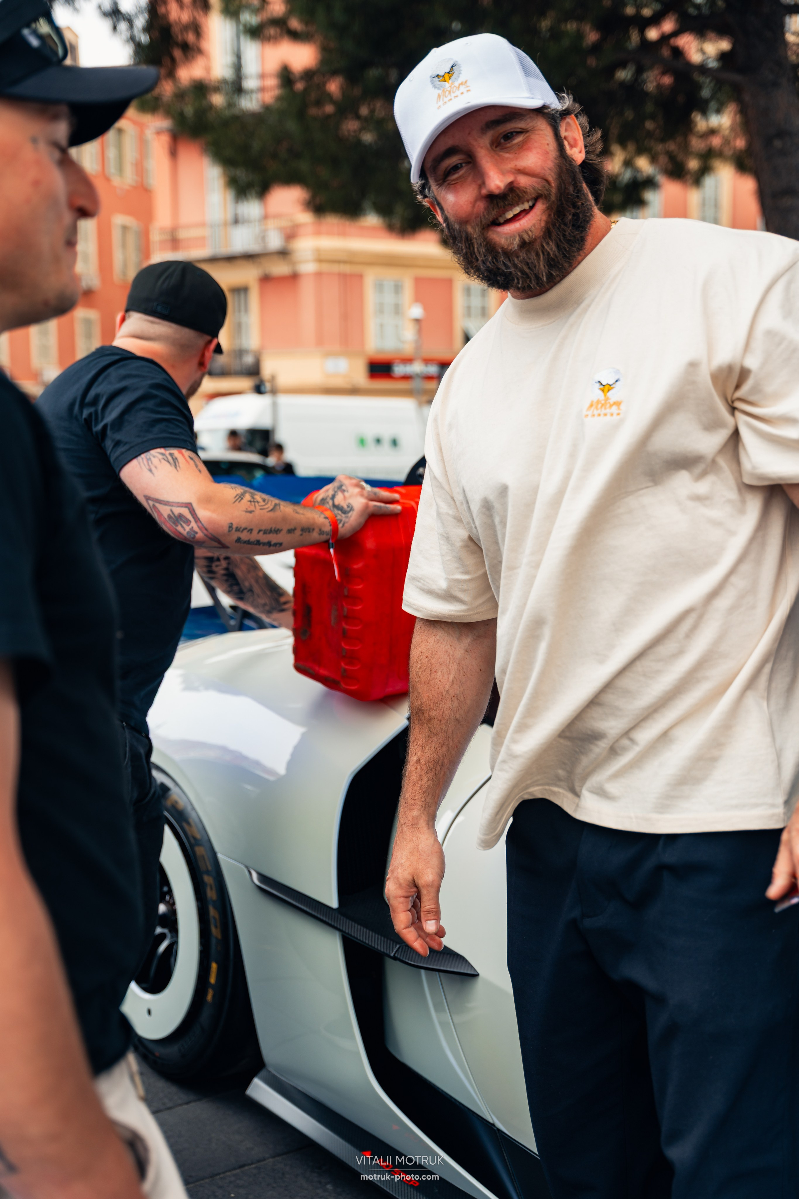 Legends de Nice. Photographe de voitures à Paris — Vitalii Motruk