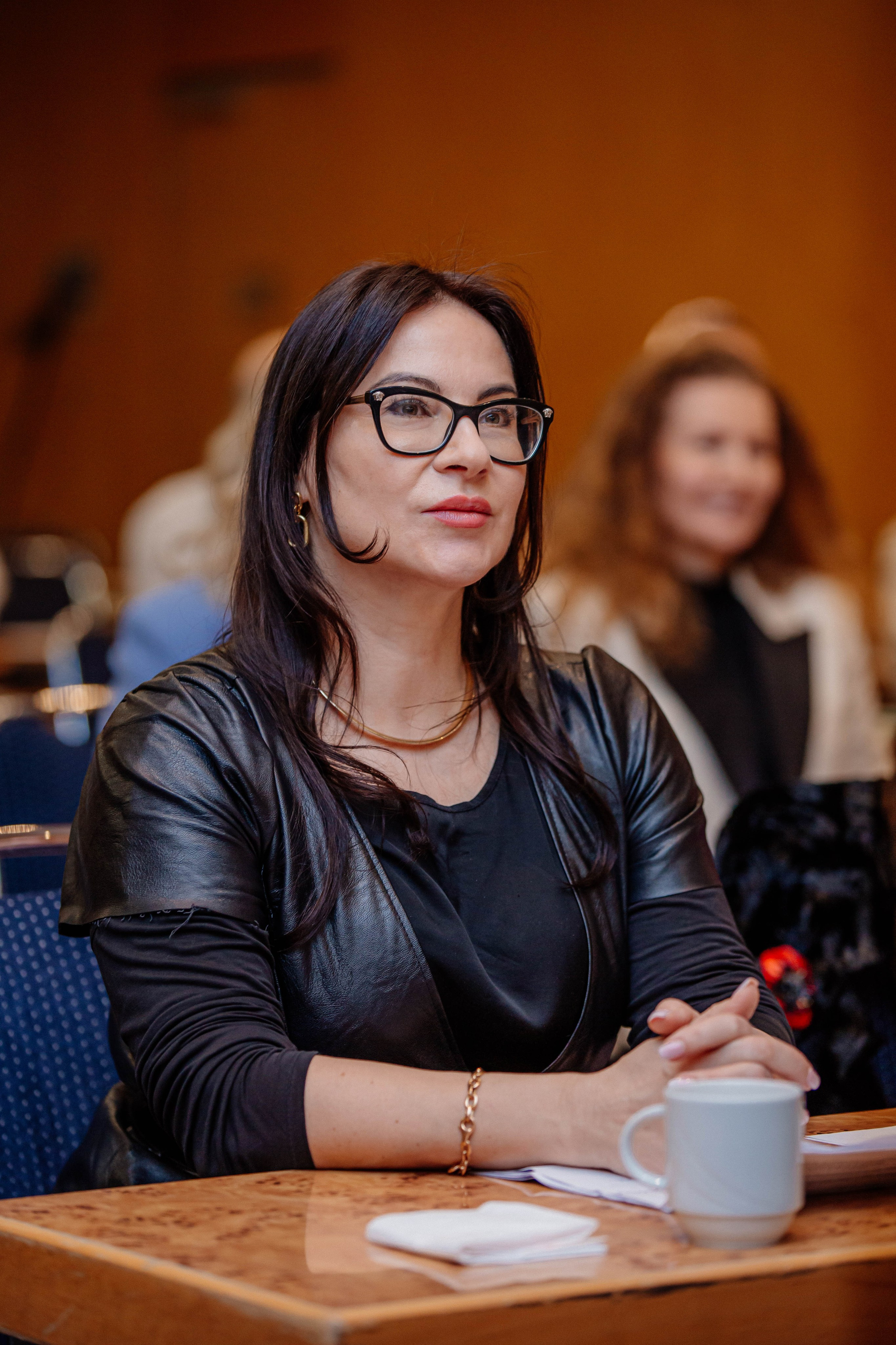 Club Bizon. Portrait family photographer in Berlin Elena Zakh