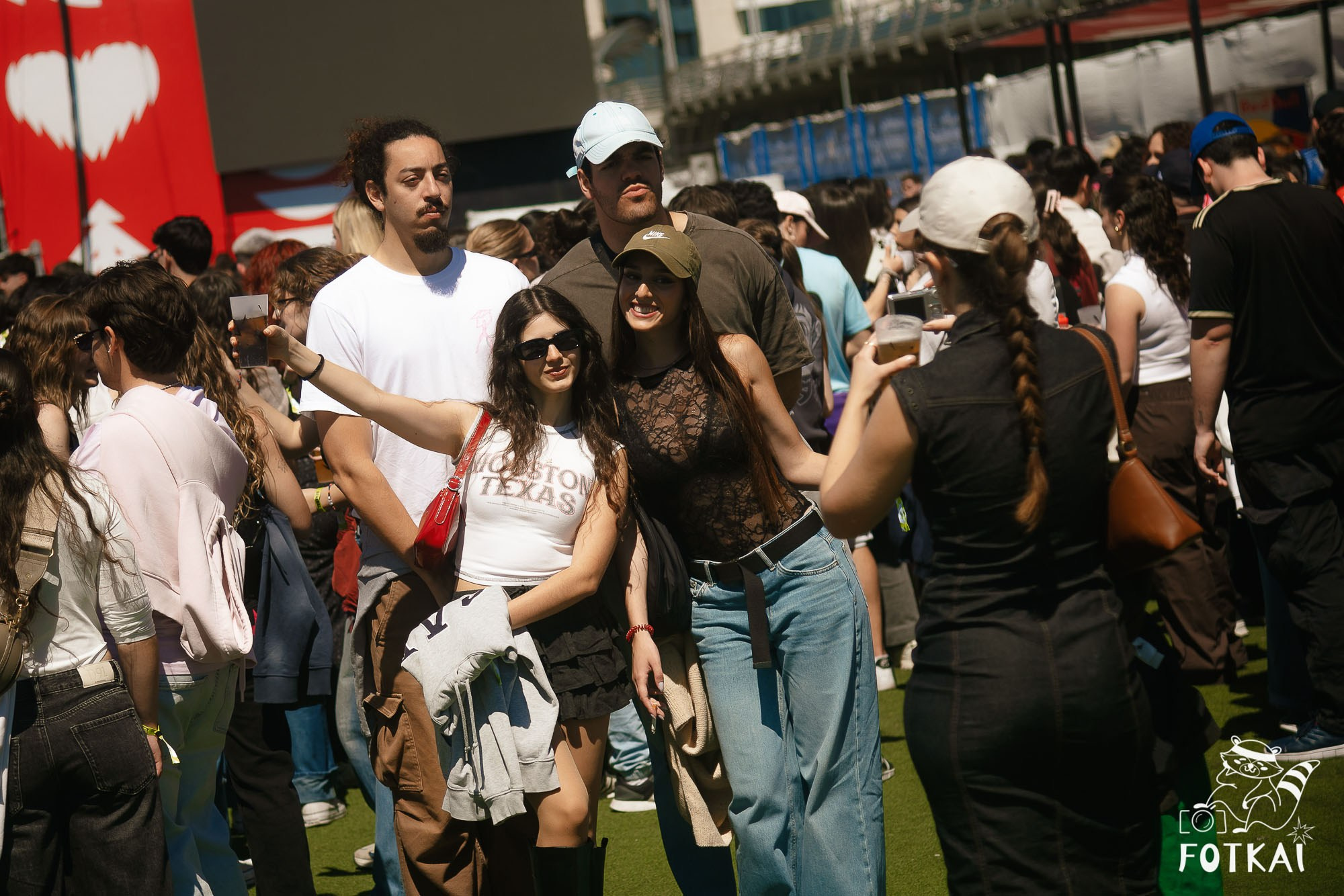 Costa Sonora 2026 Alicante Day 1 Photos — Find Yourself, Friends and Festival Crowd | FOTKAI