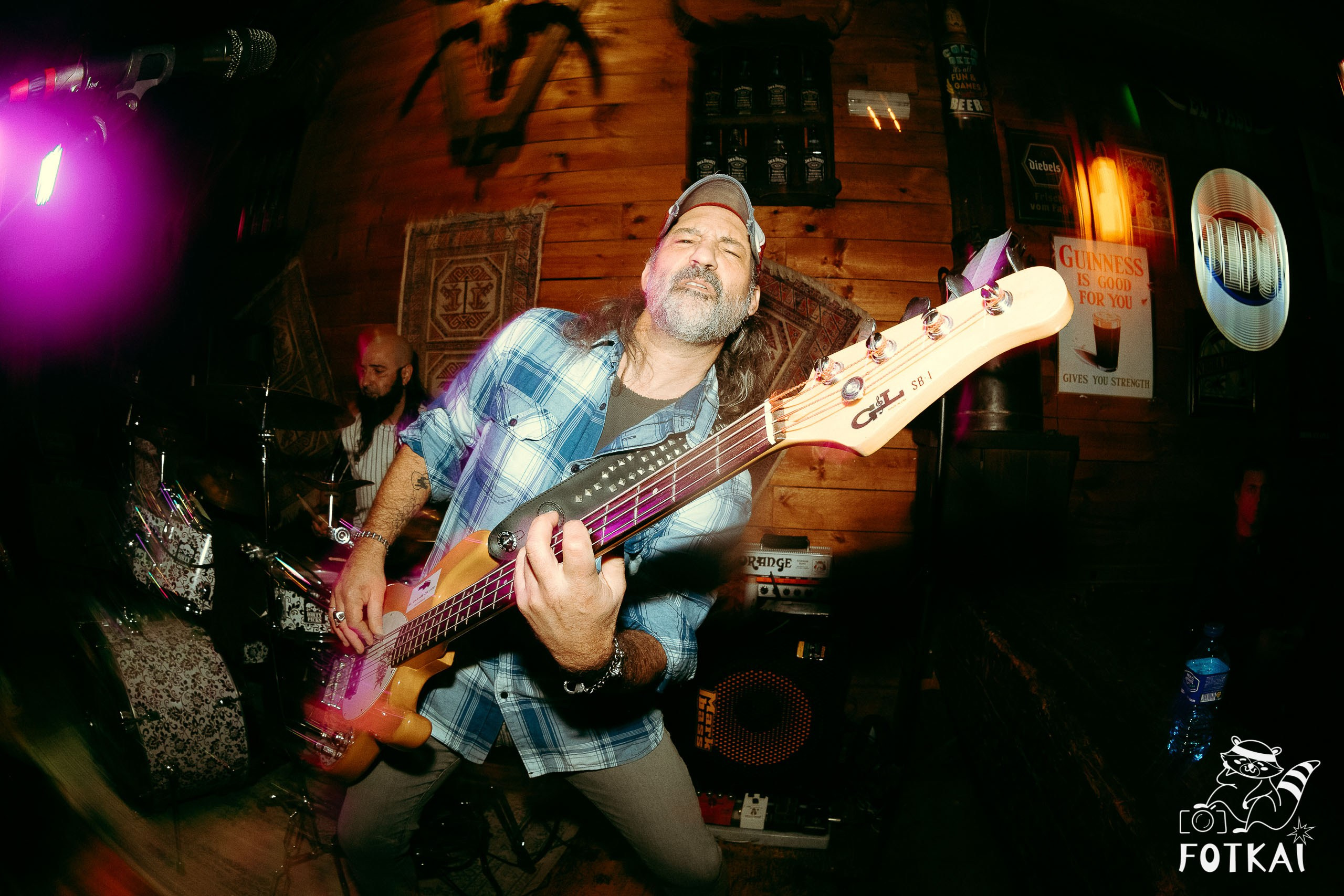 Dirty Picks en El Paso Bar Torrevieja: fotorreportaje punk y garage rock · 24 de enero | FOTKAI