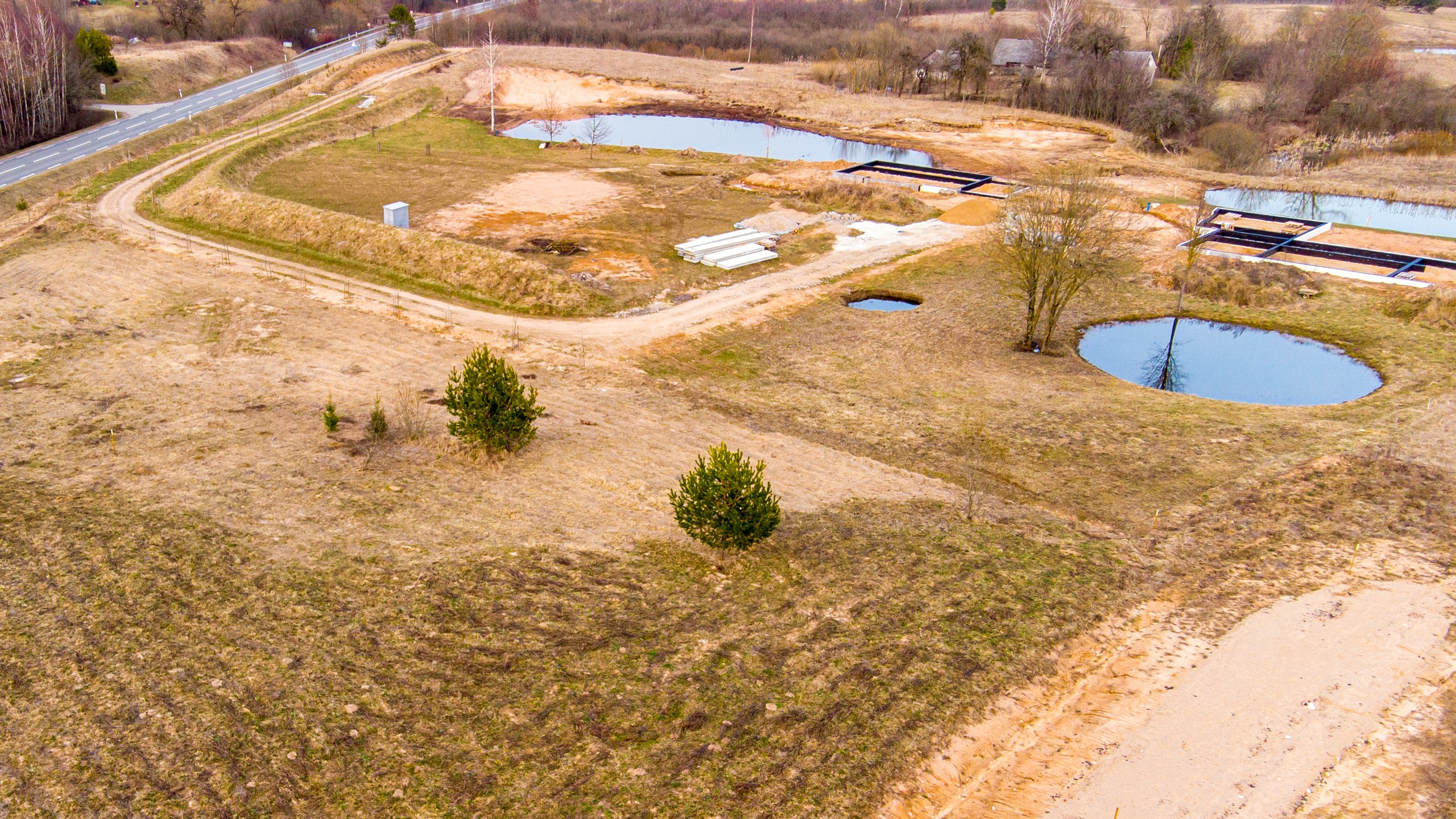 Riešės sen., Pikeliškių k., Antano Giedraičio g. 175 ir 175D. Elina Sapiega fotografė Vilniuje