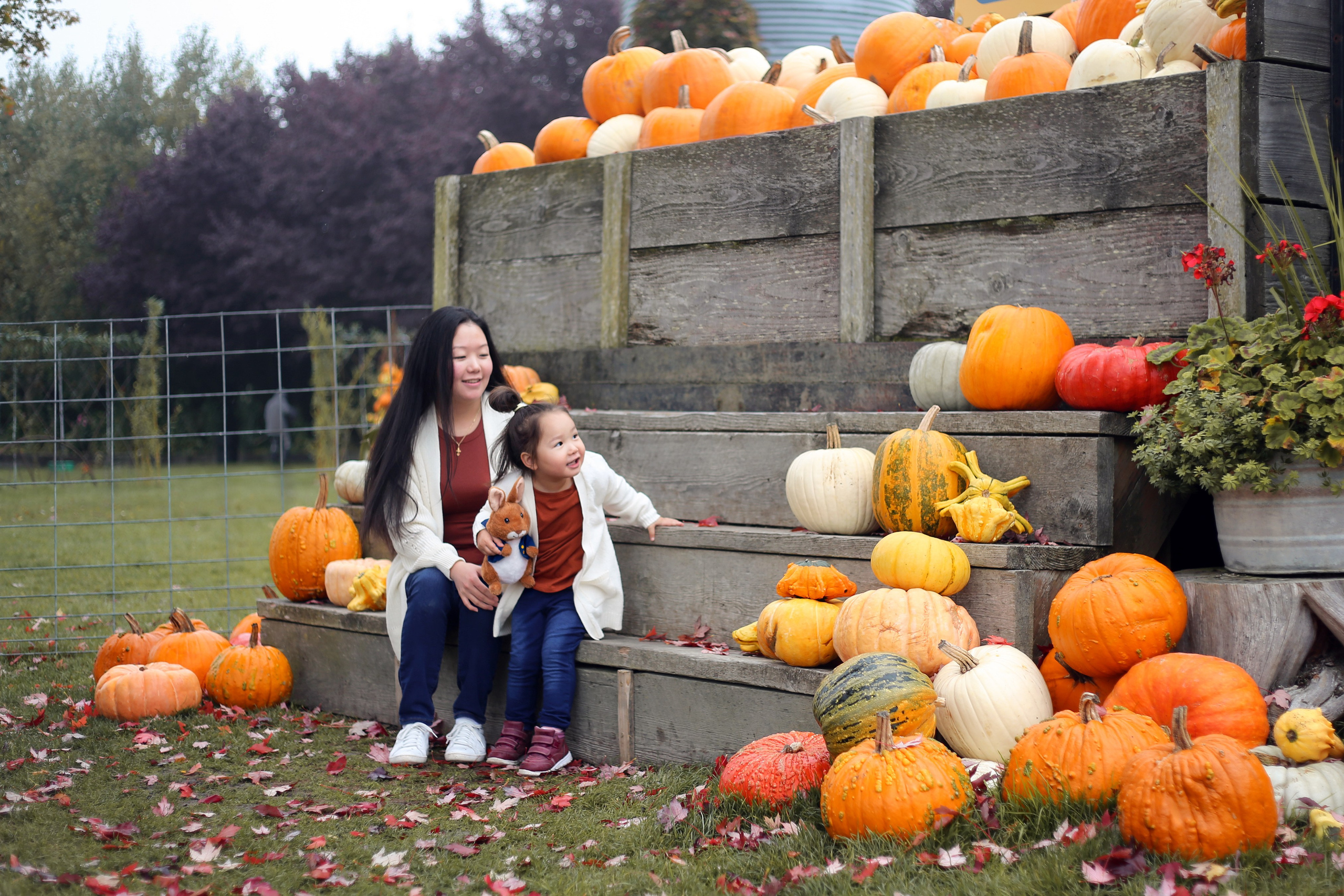 Fall. YuAnna studio. Family & Kids Photographer in Seattle area, located in
