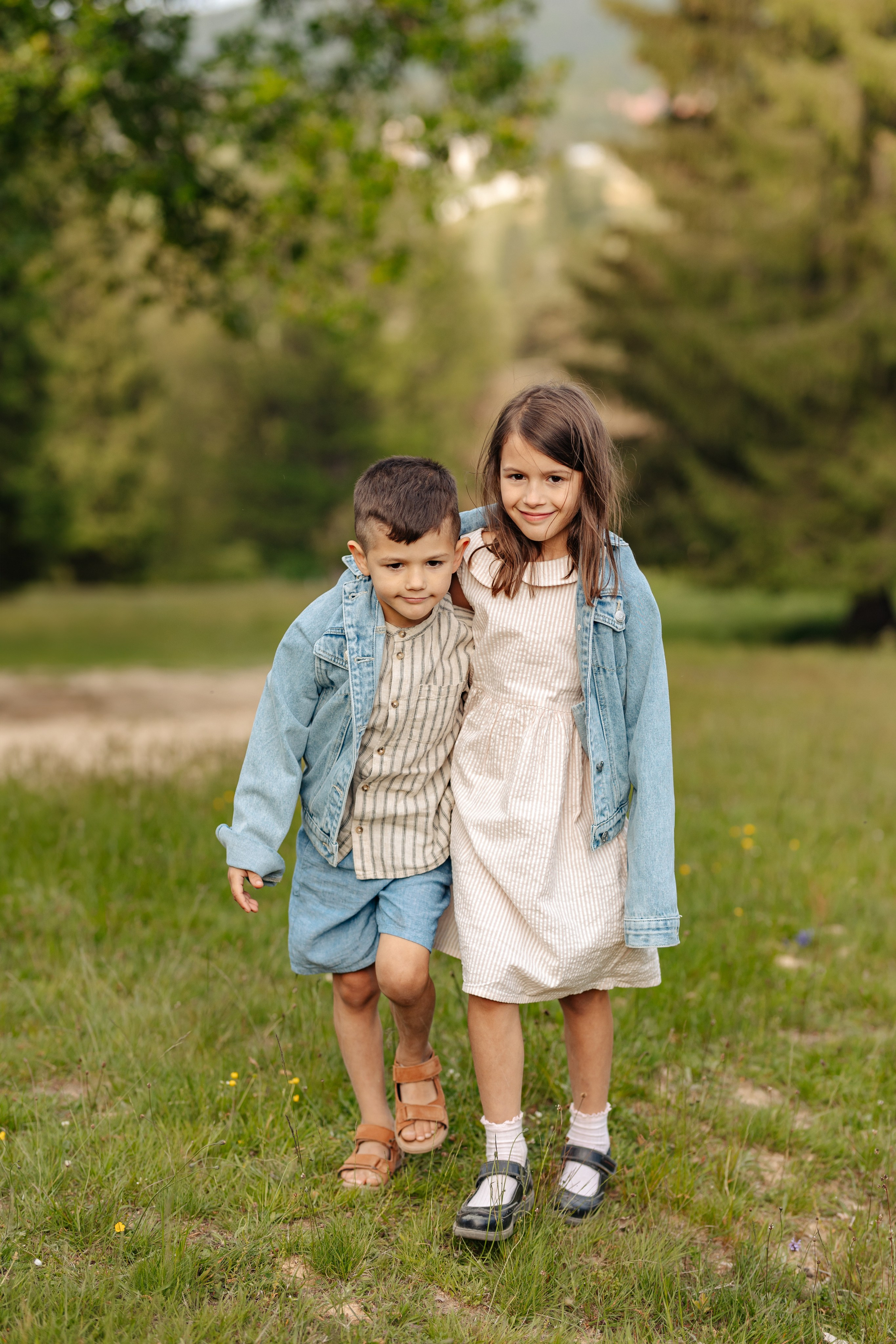 Familia Hudea. Cristina Andronache fotograf Brașov fotograf de familie fotograf de nunta Brașov
