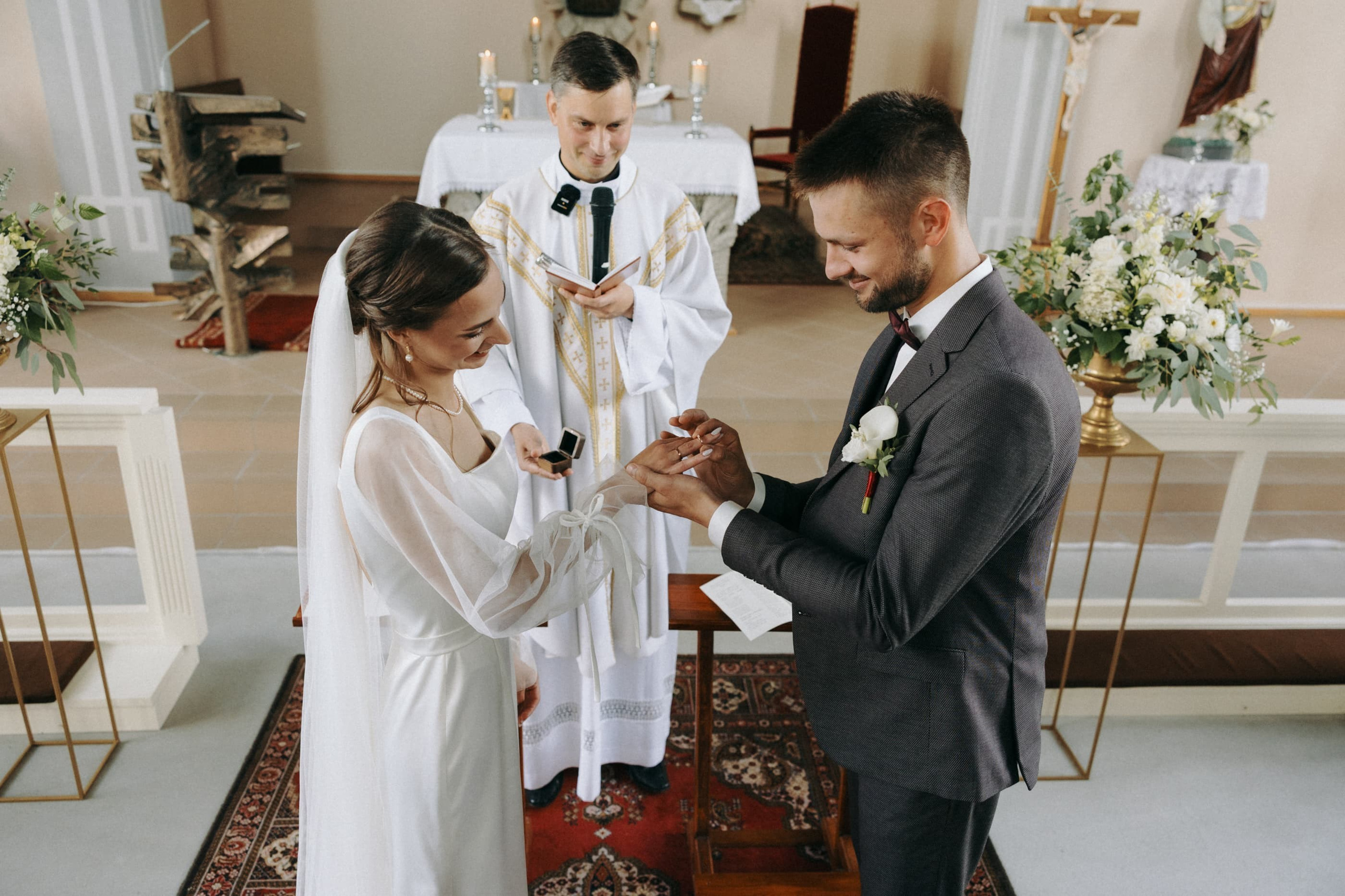 Kristīne & Artis: Romantisks kāzu stāsts Bauskas apkaimē. Fotogrāfs kāzām, ģimenēm un dažādiem pasākumiem