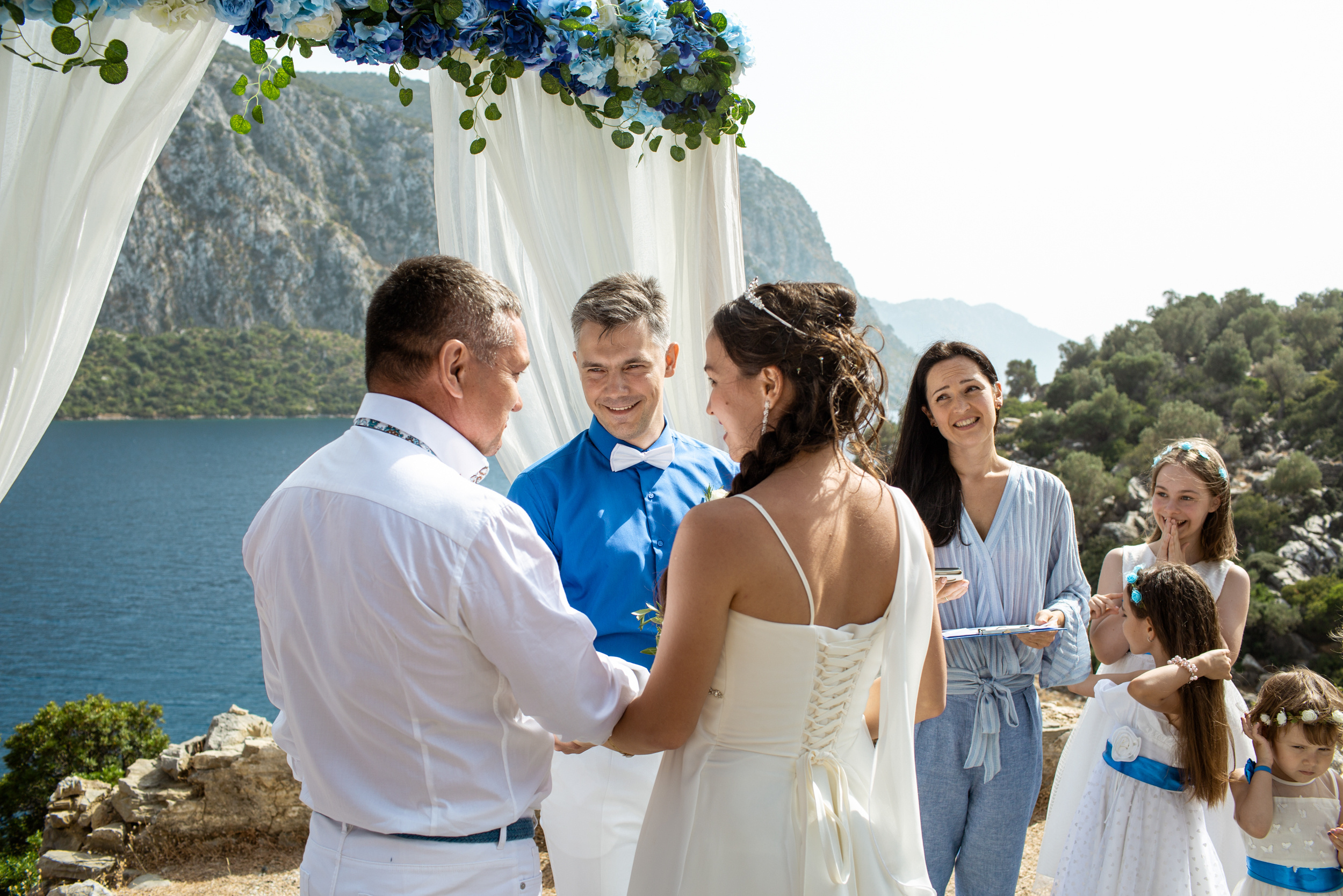 Symbolic wedding on the island of Kemeria. Julia Ganch I Fashion Wedding Photography I Cappadocia Turkey