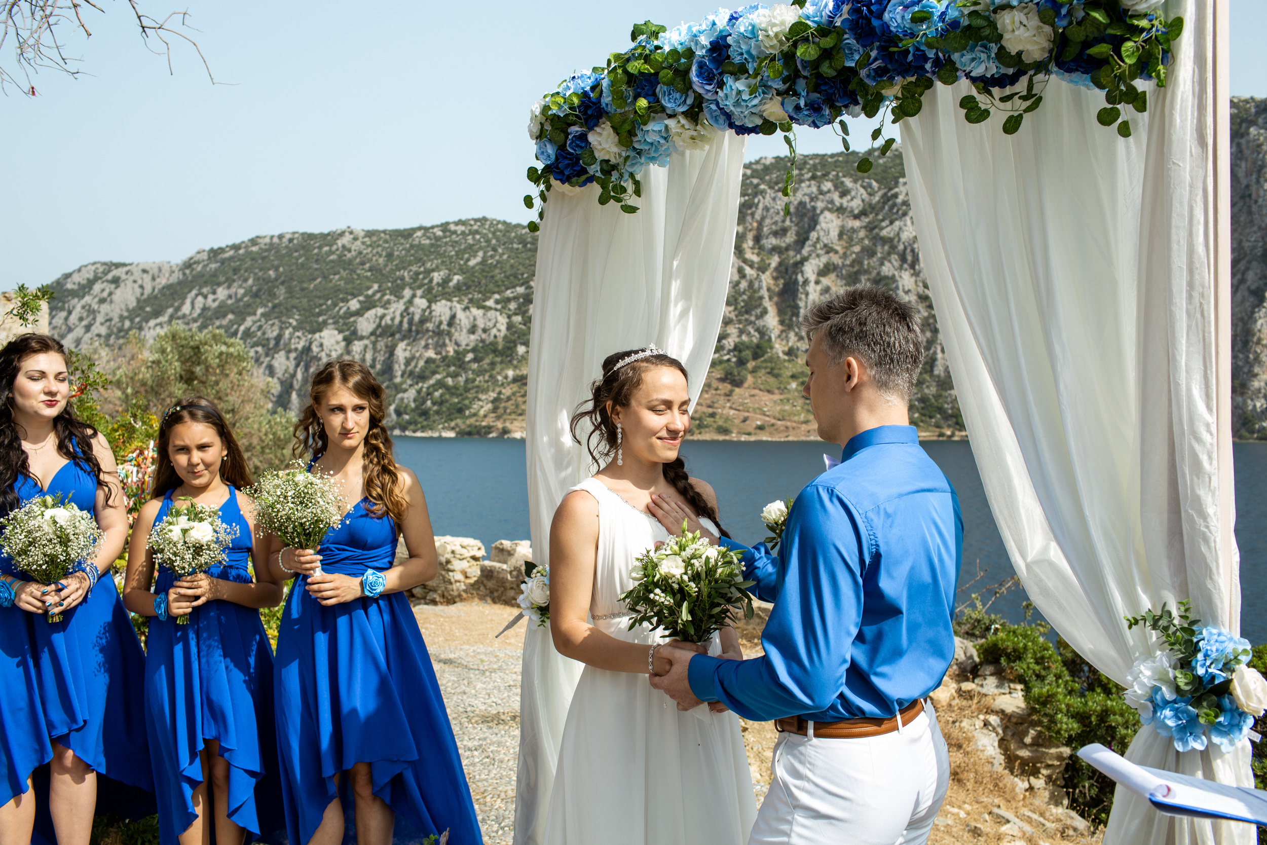 Symbolic wedding on the island of Kemeria. Julia Ganch I Fashion Wedding Photography I Cappadocia Turkey