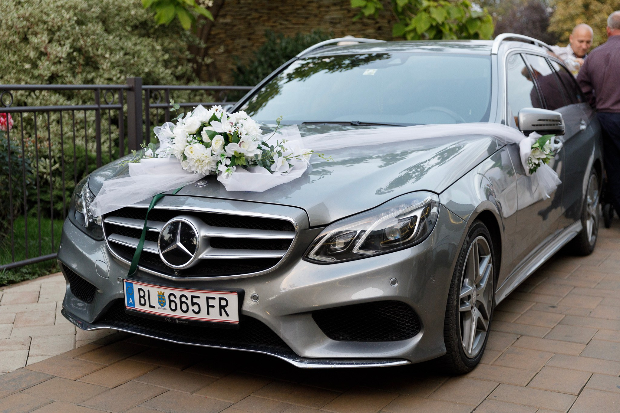 Mihai & Oana. Servicii foto-video profesionale, pentru momente de neuitat