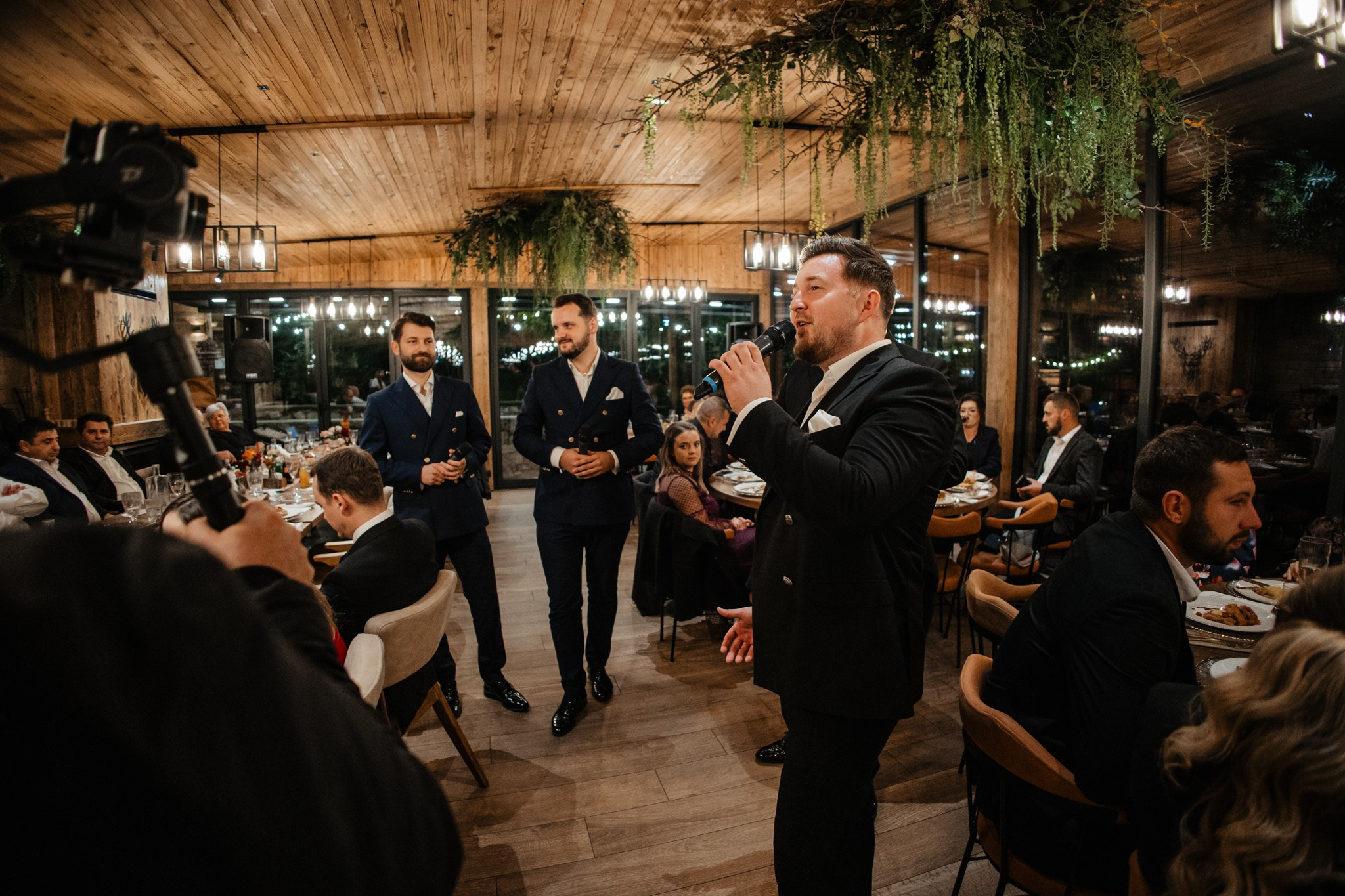 Nunta de Poveste la Sucevița: Cristi și Andreea. Servicii foto-video profesionale, pentru momente de neuitat