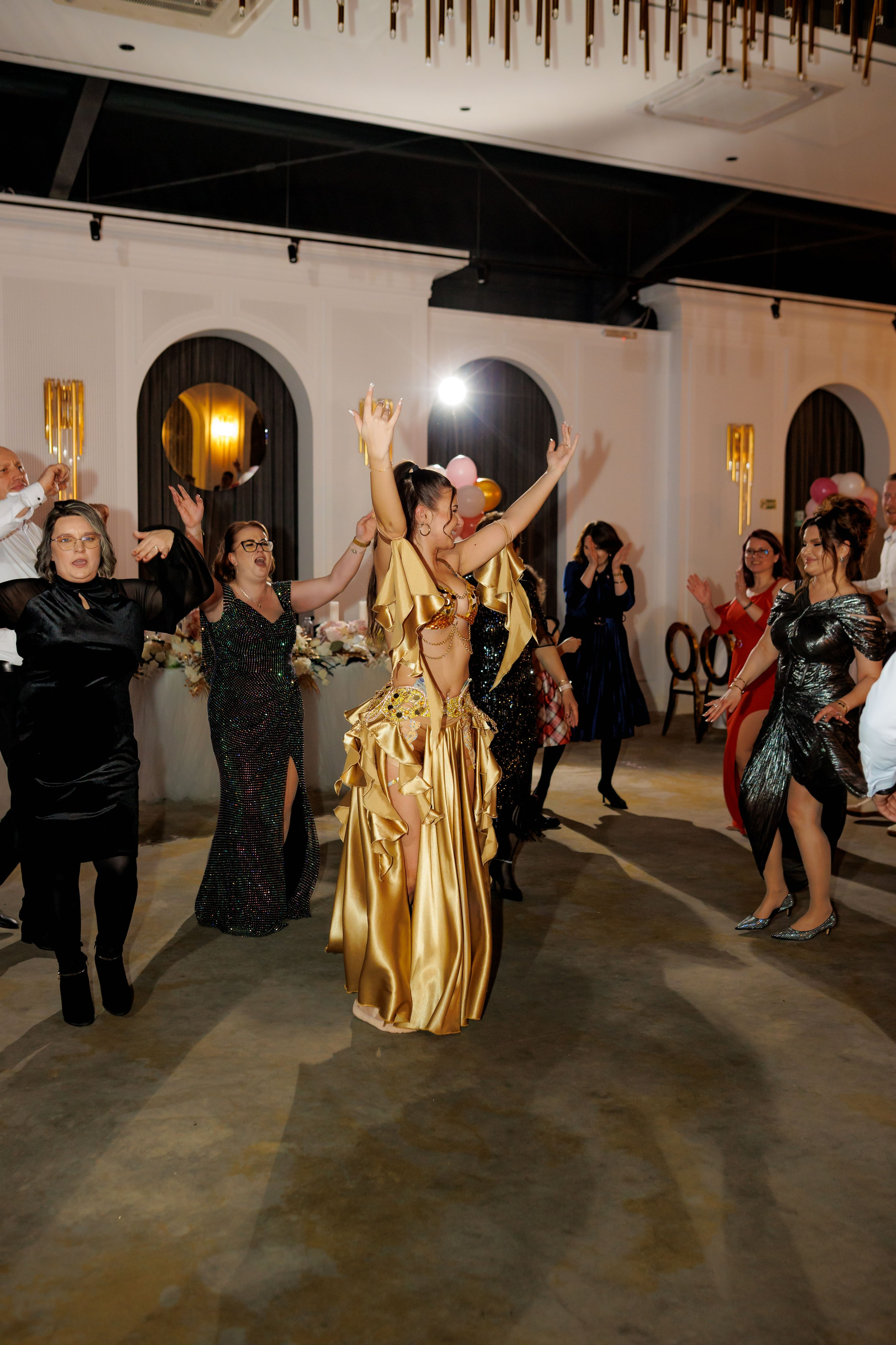 Povestea voastră, regizată de noi |Cristi Turculet Videograf Nuntă Suceava | wedding highlight. Servicii foto-video profesionale, pentru momente de neuitat