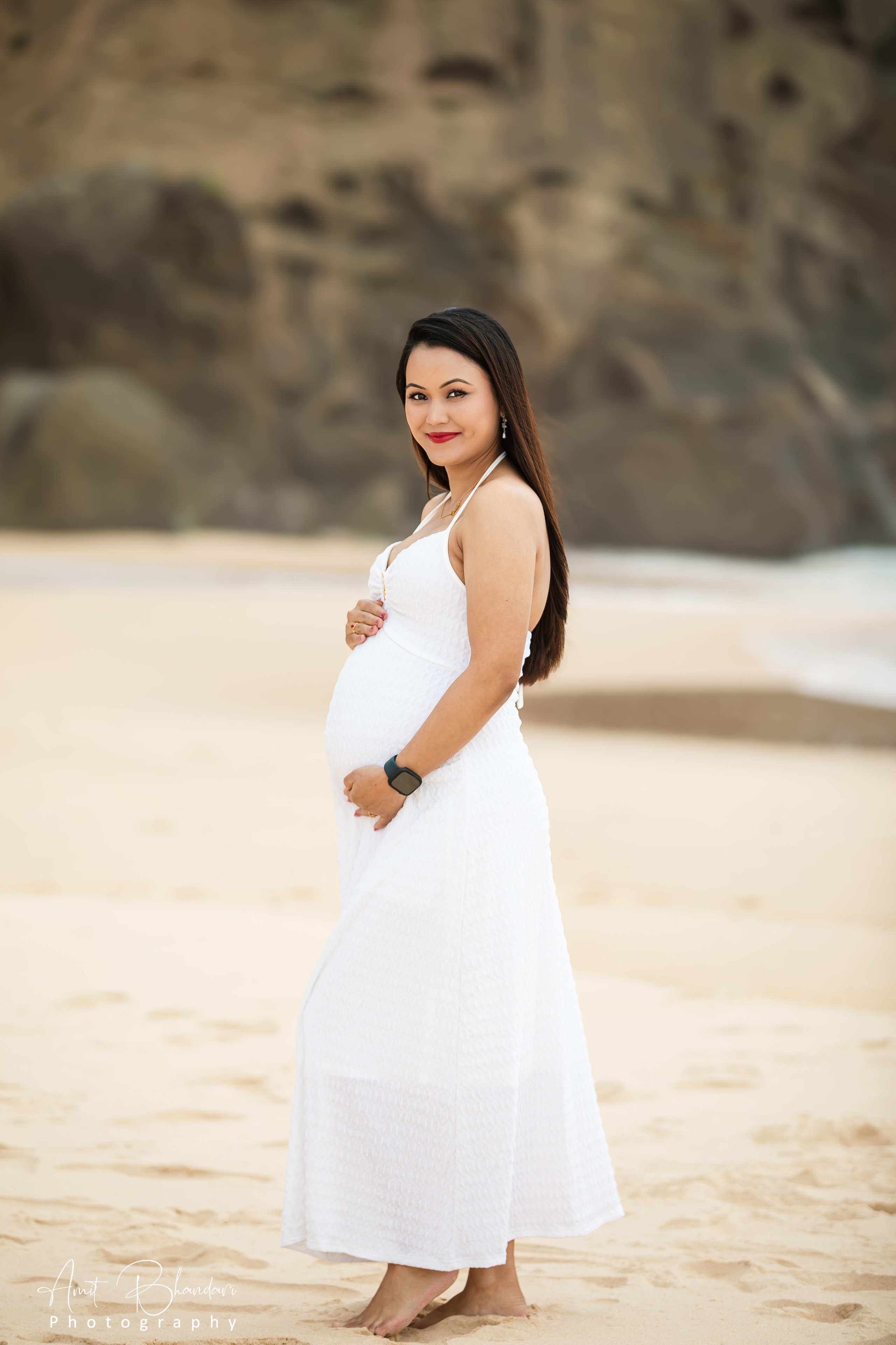 Outdoor Maternity Photoshoot. Freelance Photographer in Newcastle & Central Coast