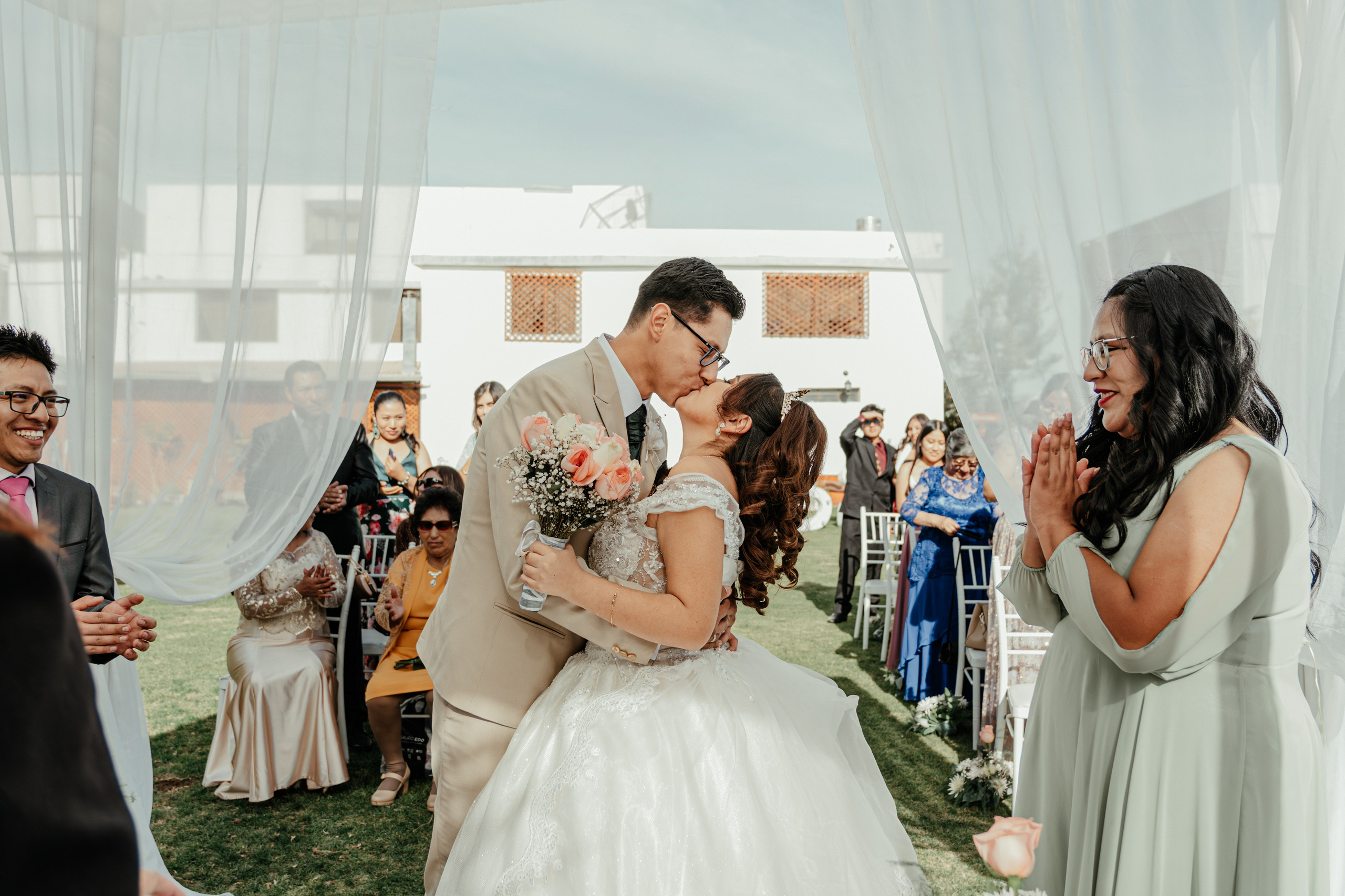 ANGIE + MANUEL BODA RELIGIOSA. Studio KVTA | Fotografía y Video de Bodas en Arequipa