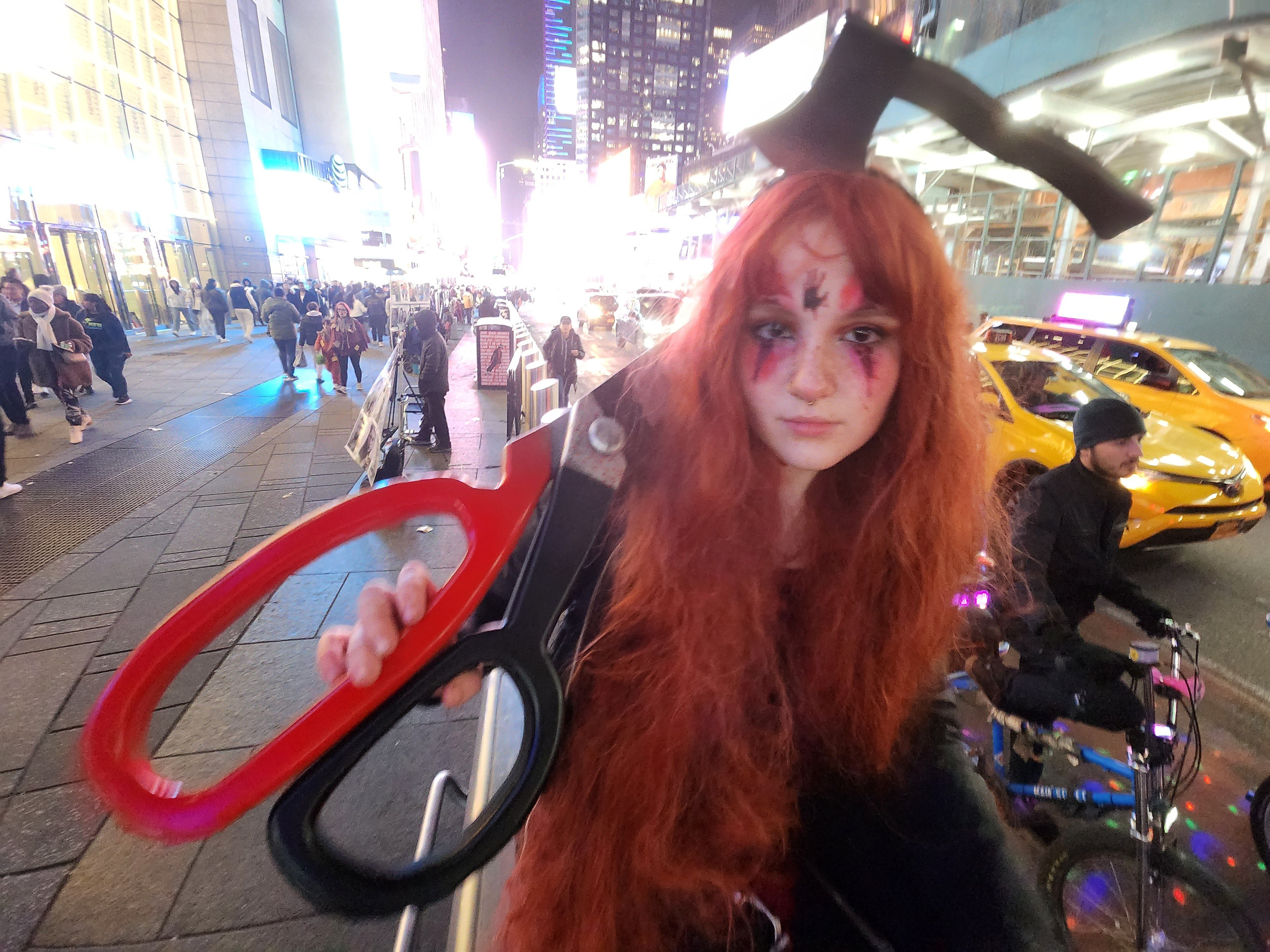 Best Street Photographer in New York City — Candid NYC Moments Captured by Emin Kuliyev. Emin Kuliyev — Award-Winning Wedding Photojournalist NYC & USA | Best Wedding Photographer Known for Candid, Timeless Moments